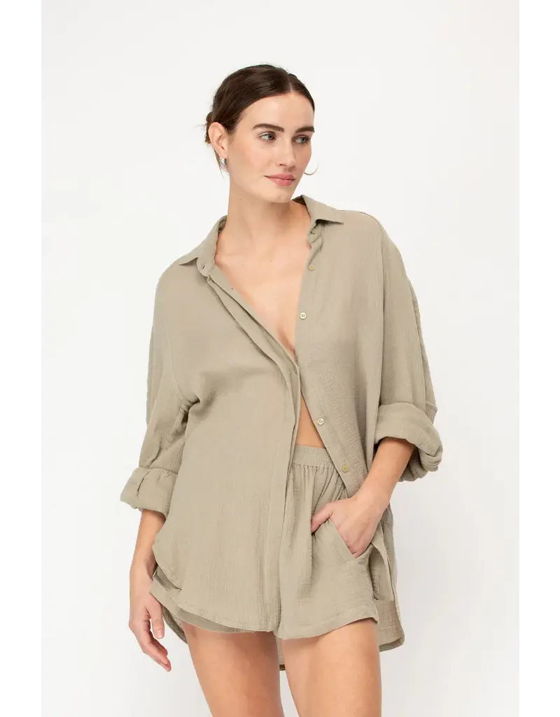 MIKOH REYNA SHORT IN OYSTER