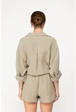 MIKOH REYNA SHORT IN OYSTER