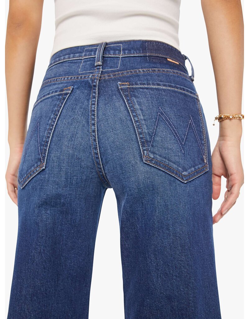 MOTHER DENIM THE LIL TOMCAT ROLLER SKIMP IN PERFECTLY IMPERFECT