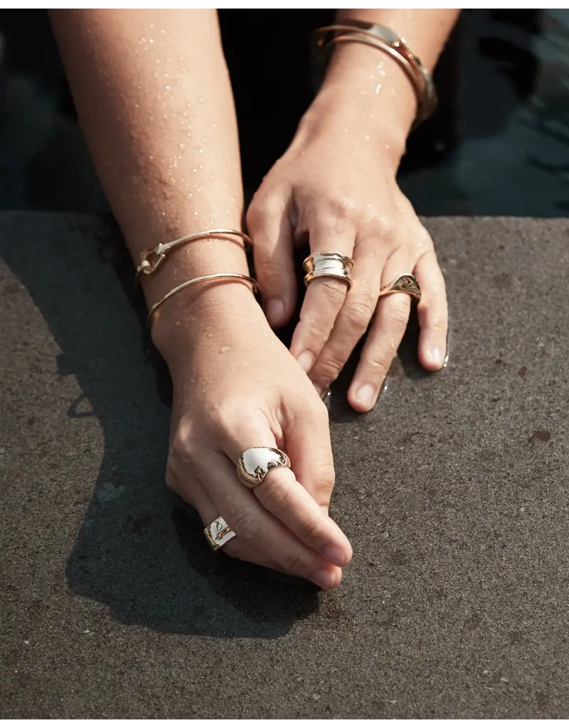 ODETTE BLANCA RING IN STERLING SILVER