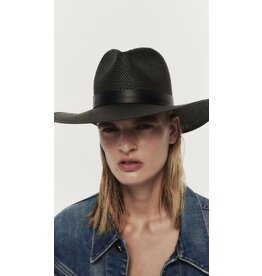 JANESSA LEONÉ SIMONE HAT IN BLACK