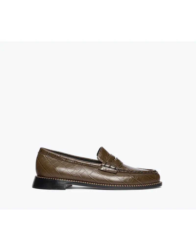 FREDA SALVADOR ELBA PENNY LOAFER IN CEDAR EMBOSSED CROC