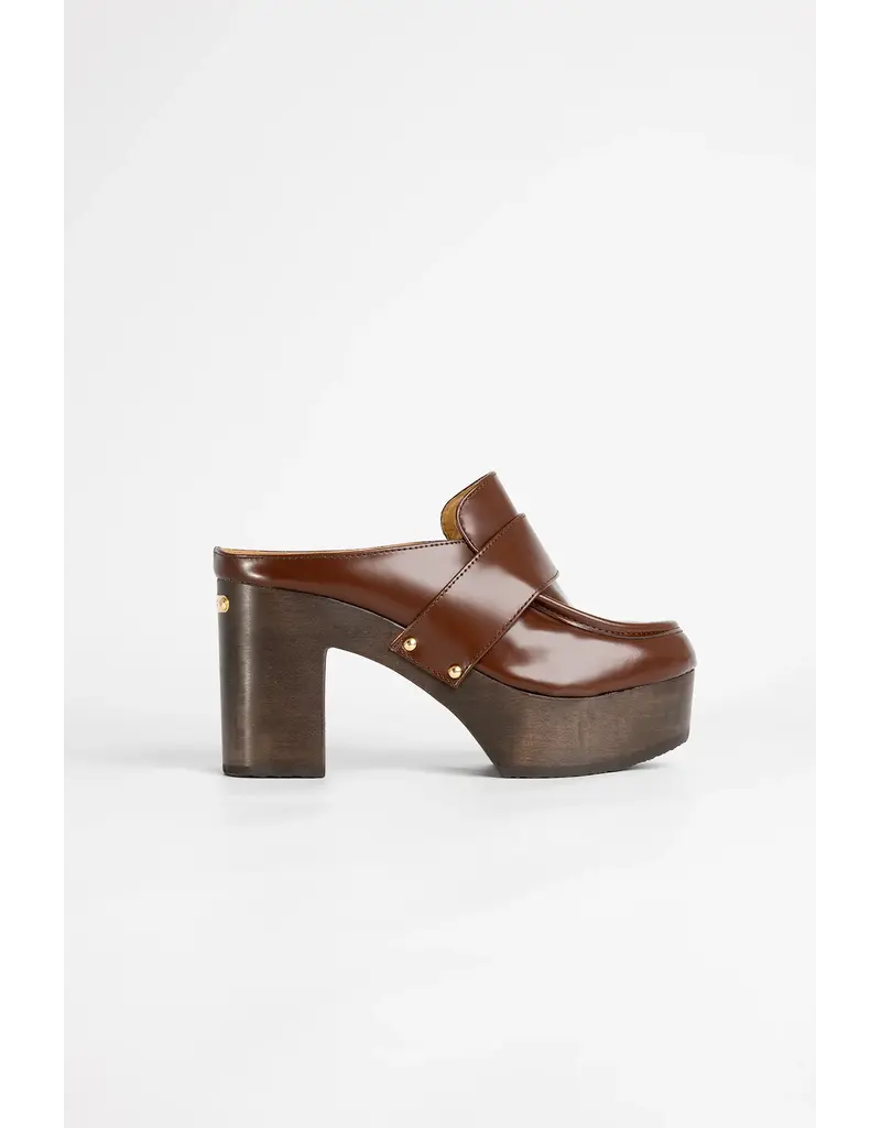 YOUYOU YUKIMI LEATHER CLOG IN COLLEGE BROWN