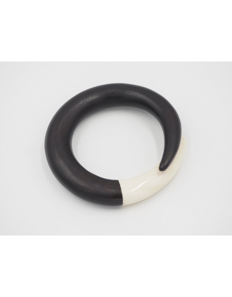ARTISAN MADE EBONY & BONE BANGLE