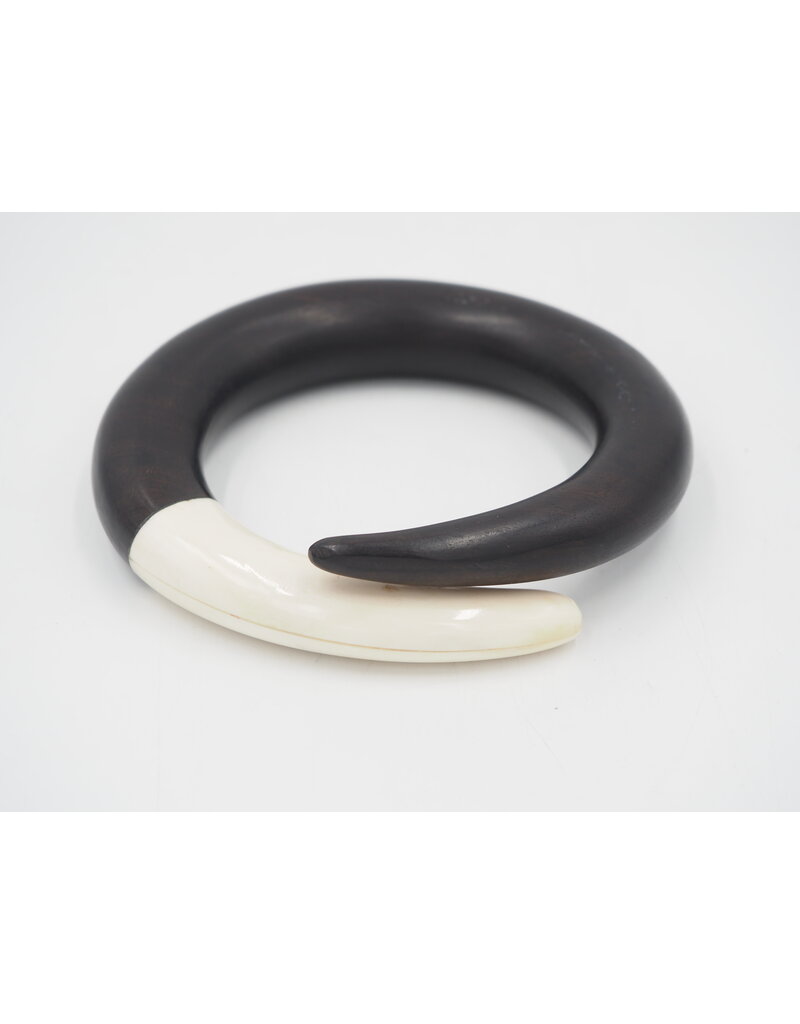 ARTISAN MADE EBONY & BONE BANGLE