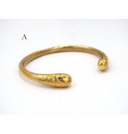ARTISAN MADE HAMMERED BRASS CUFF