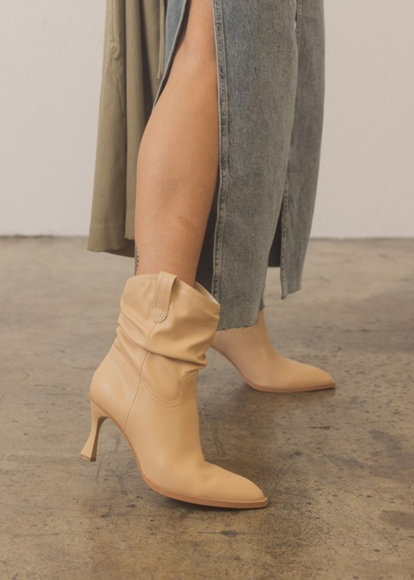 Western slouch bootie +2 colors