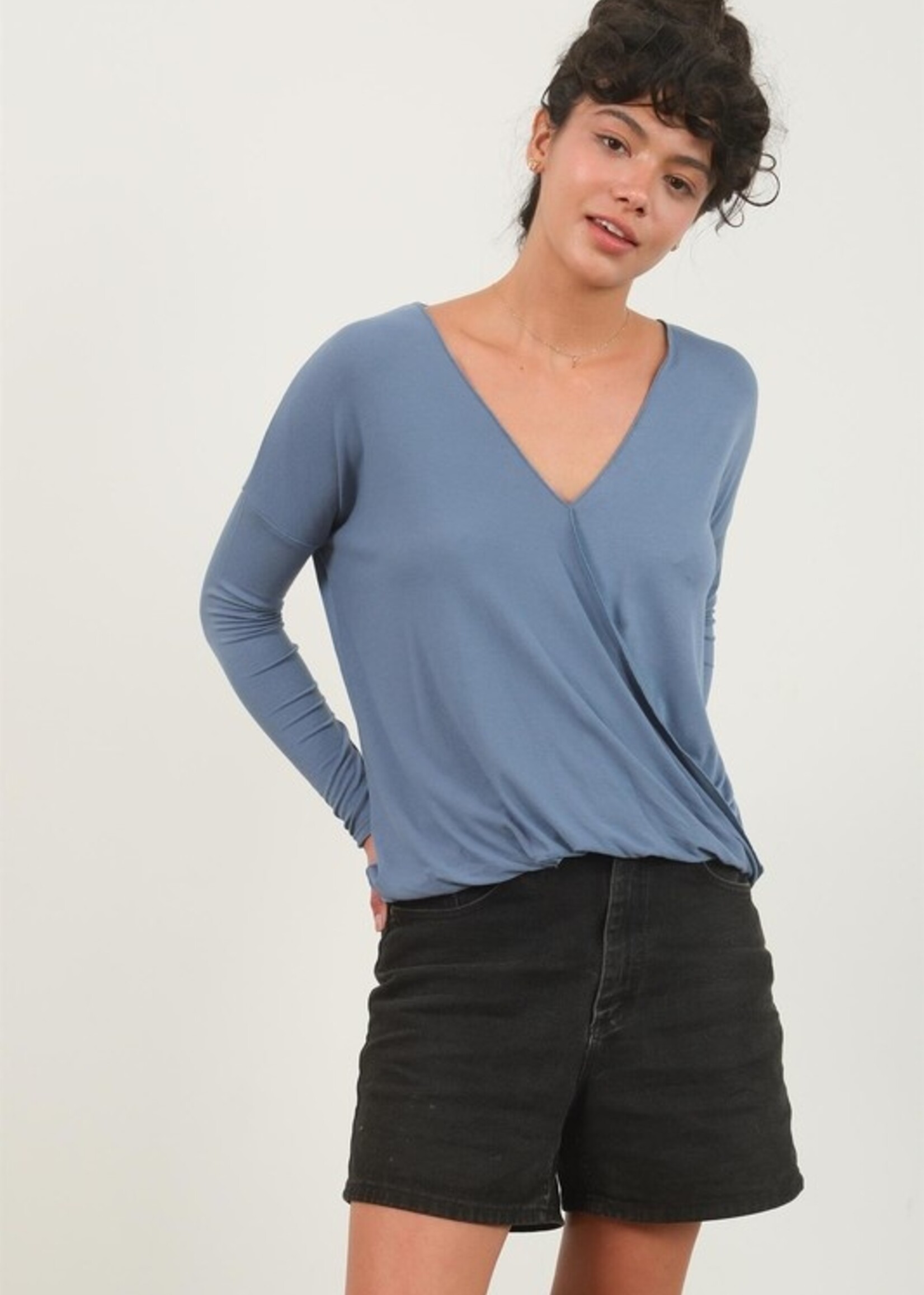 Long sleeve crossover top +3 colors