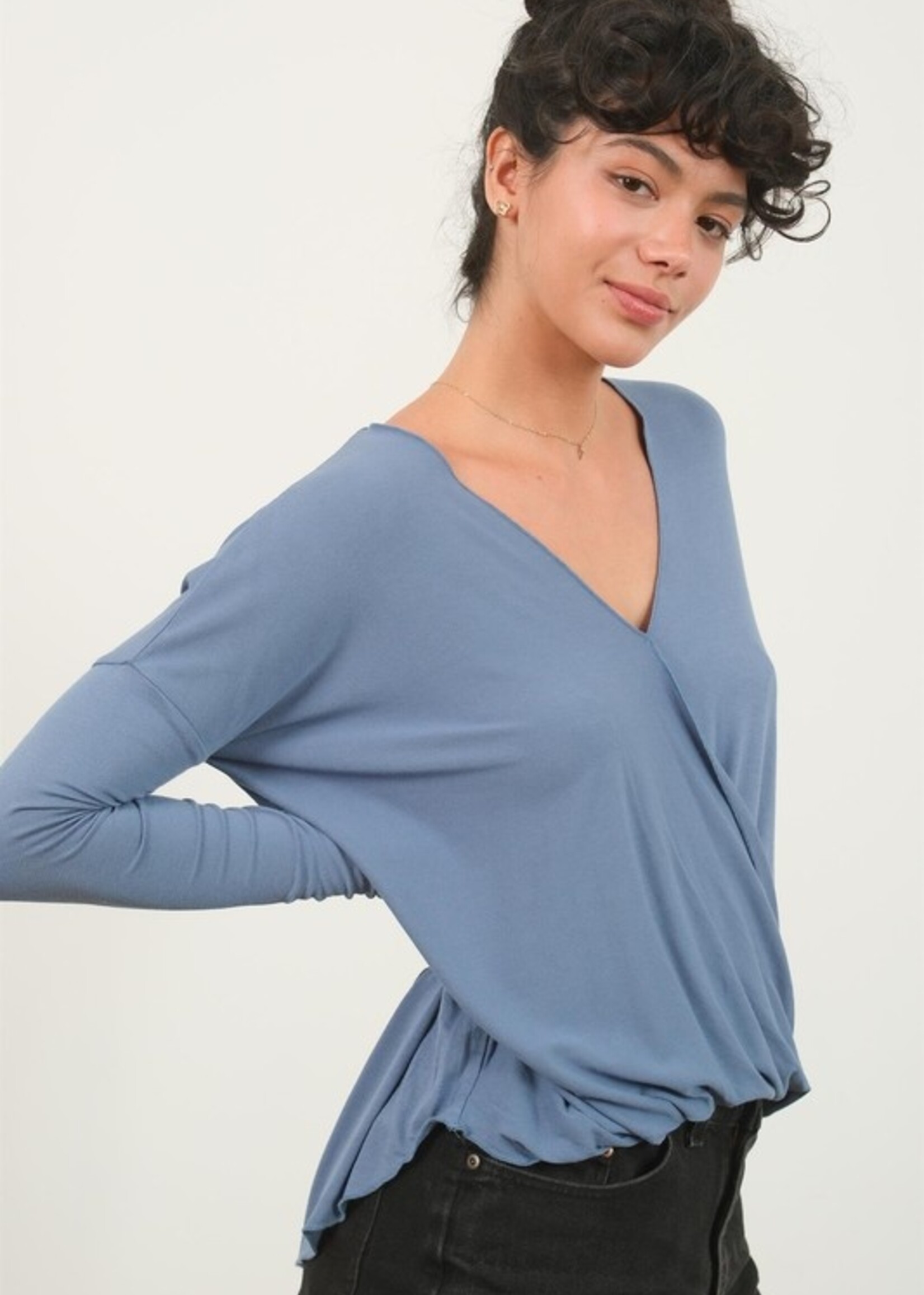 Long sleeve crossover top +3 colors