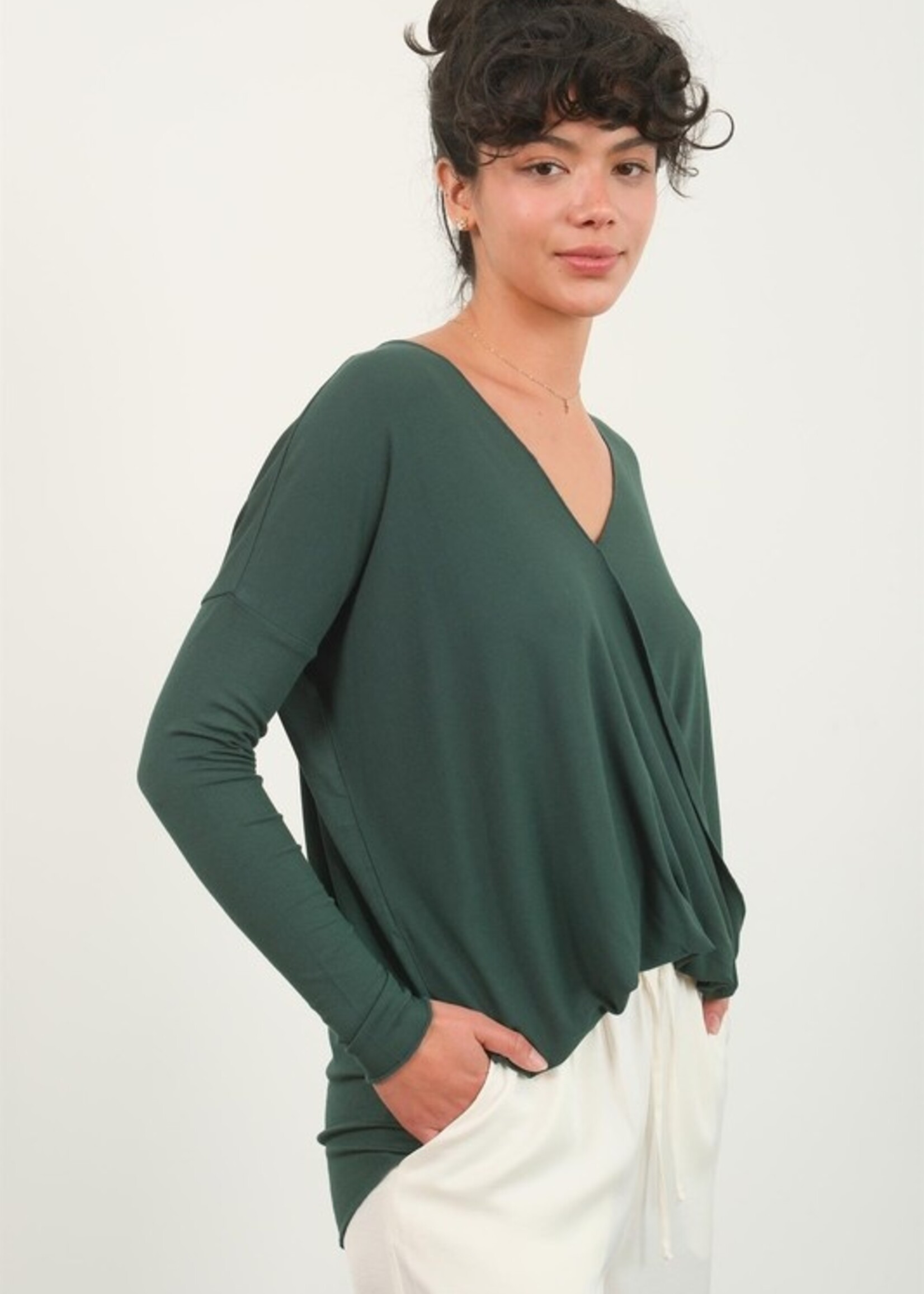 Long sleeve crossover top +3 colors