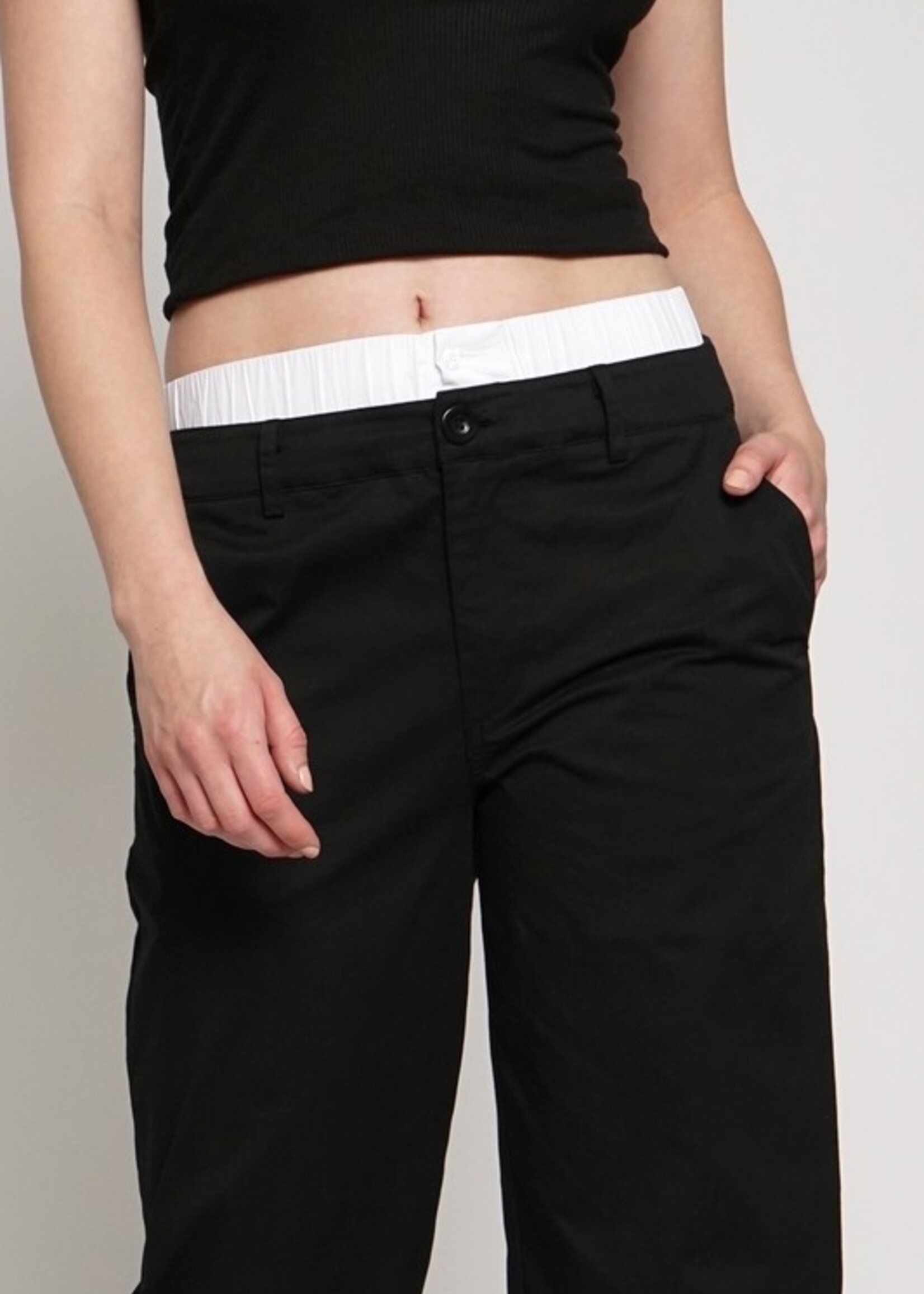 Exposed boxer trouser