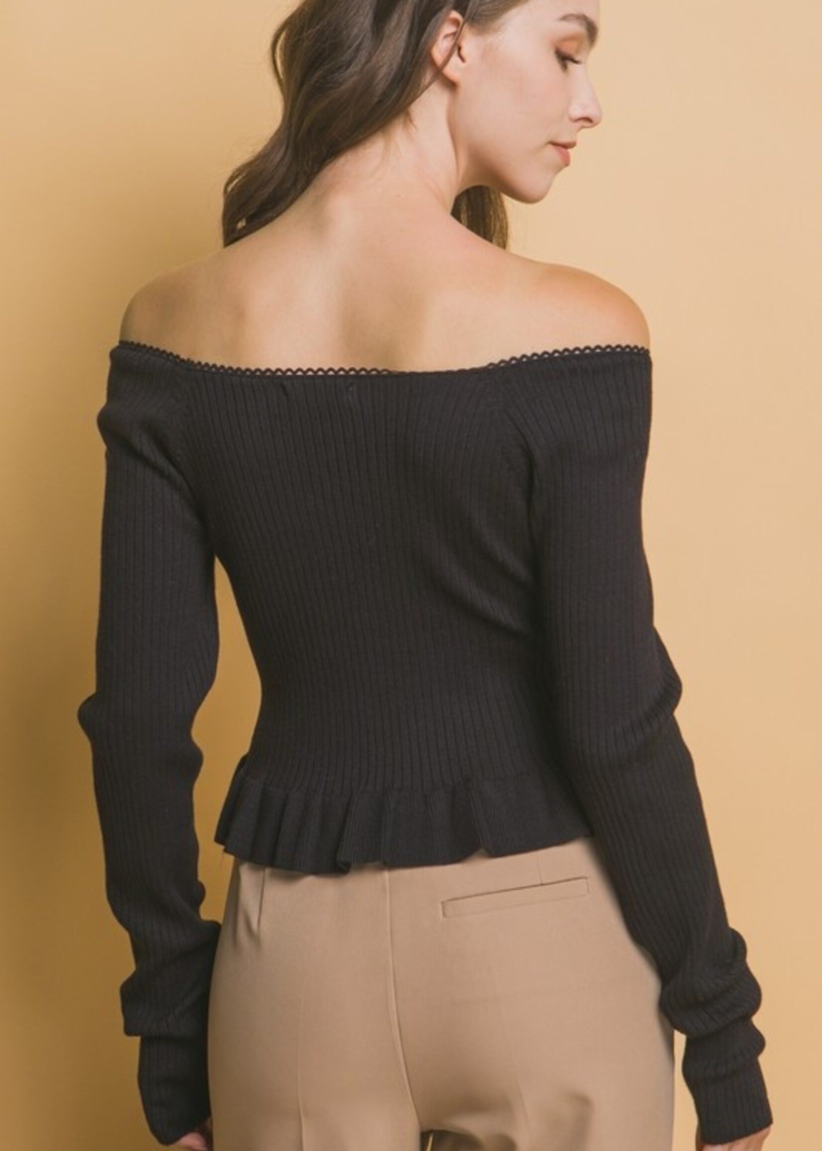 Off the shoulder top +2 colors