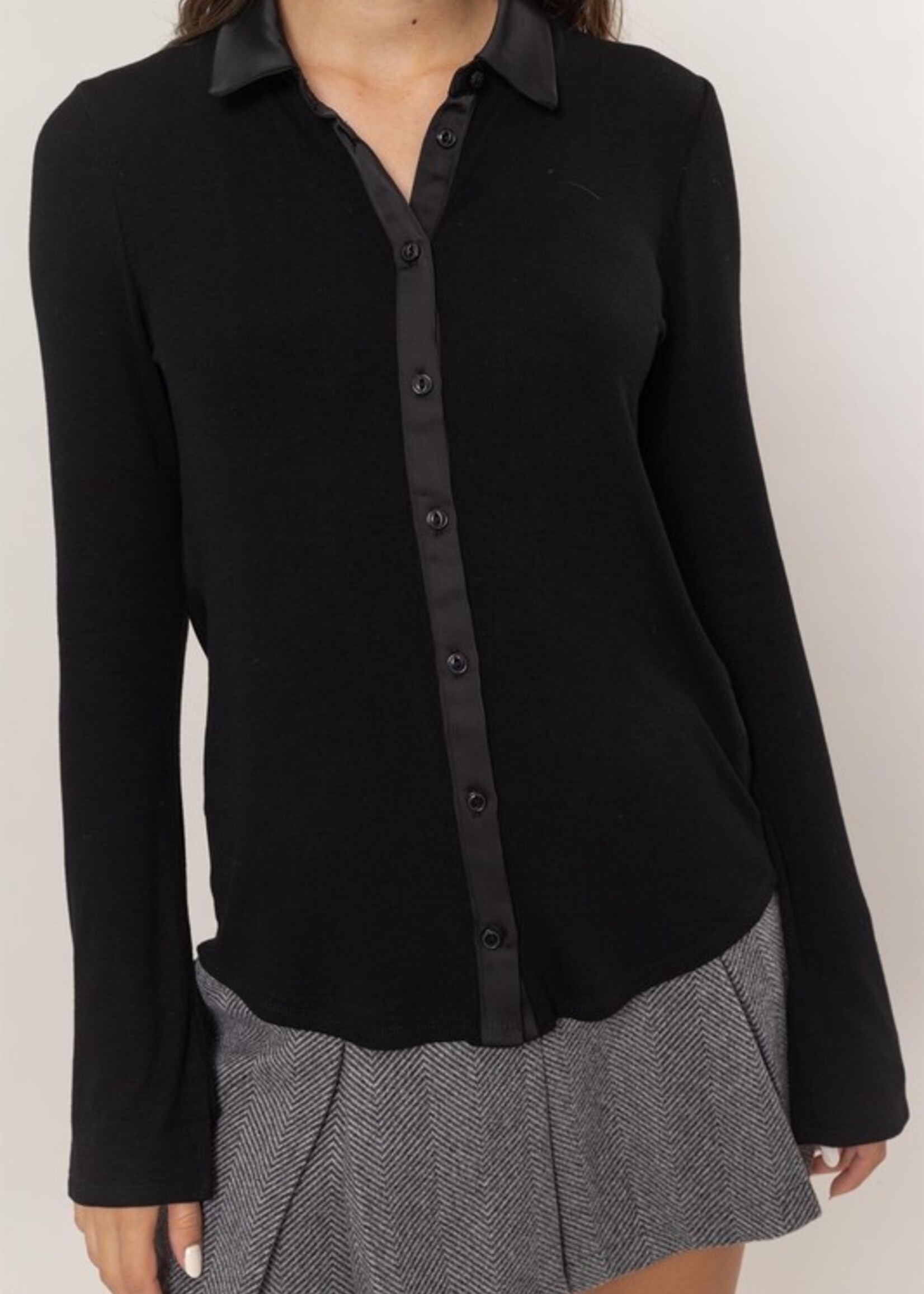 Satin trim blouse +3 colors