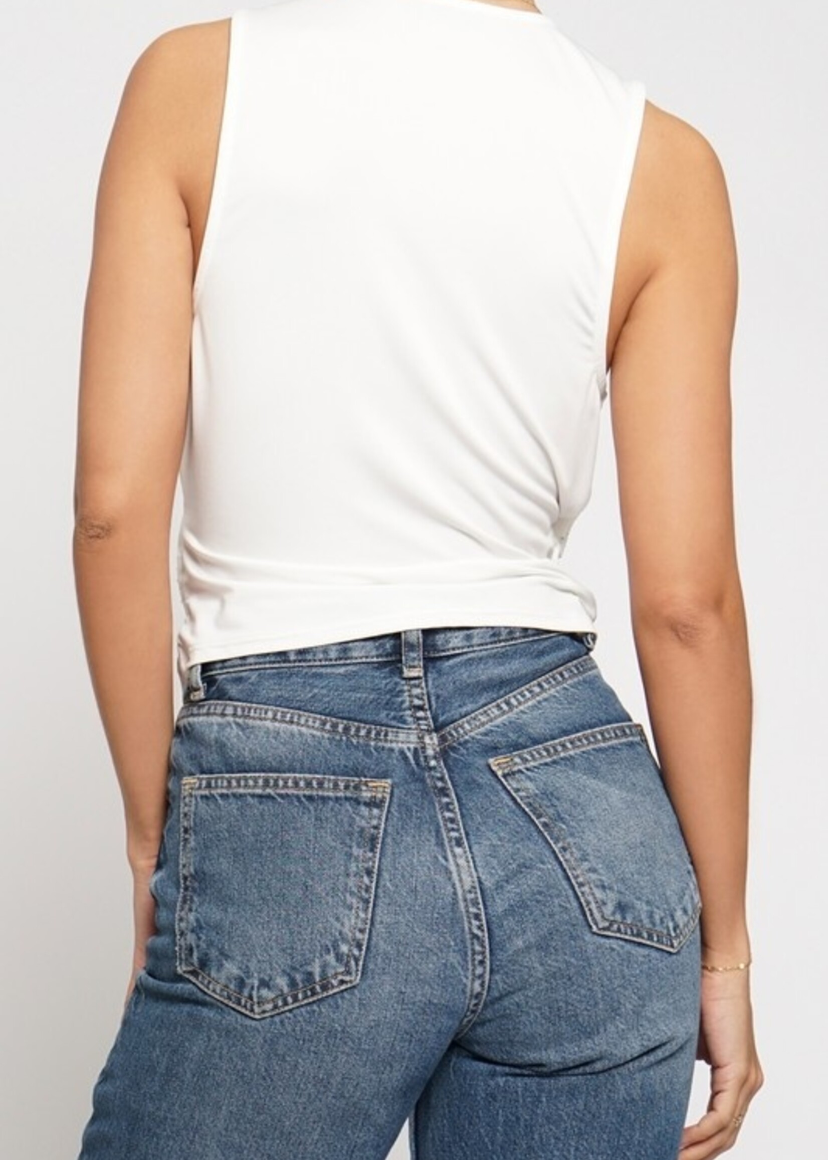 Sleeveless rhinestone top +2 colors