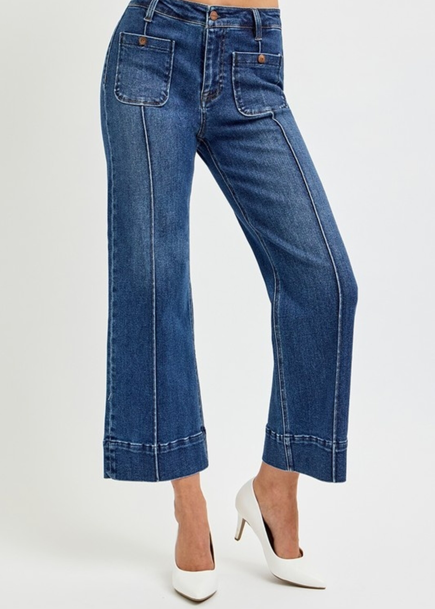 Patch pocket pintuck jean