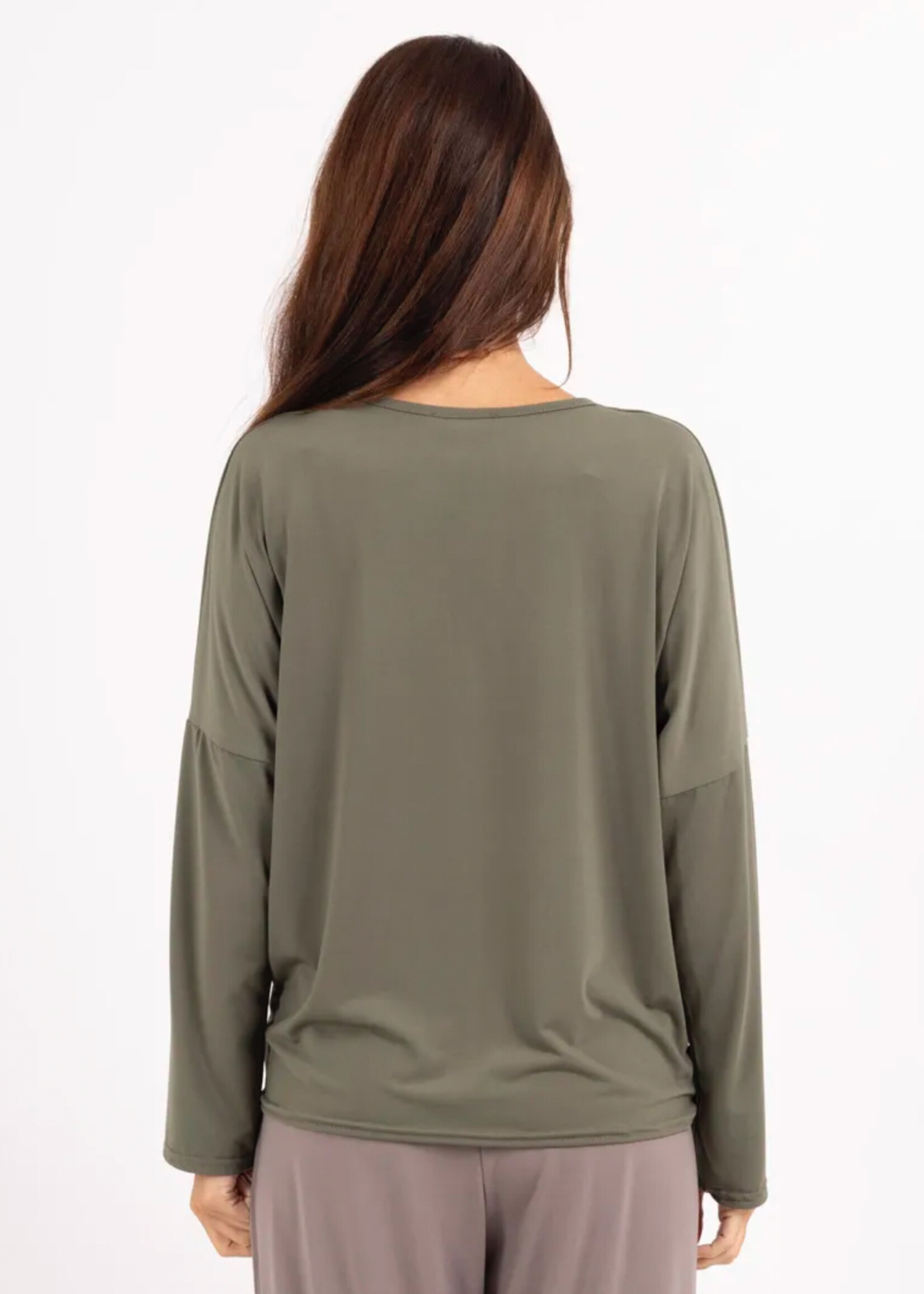 Solid tuck front +3 colors