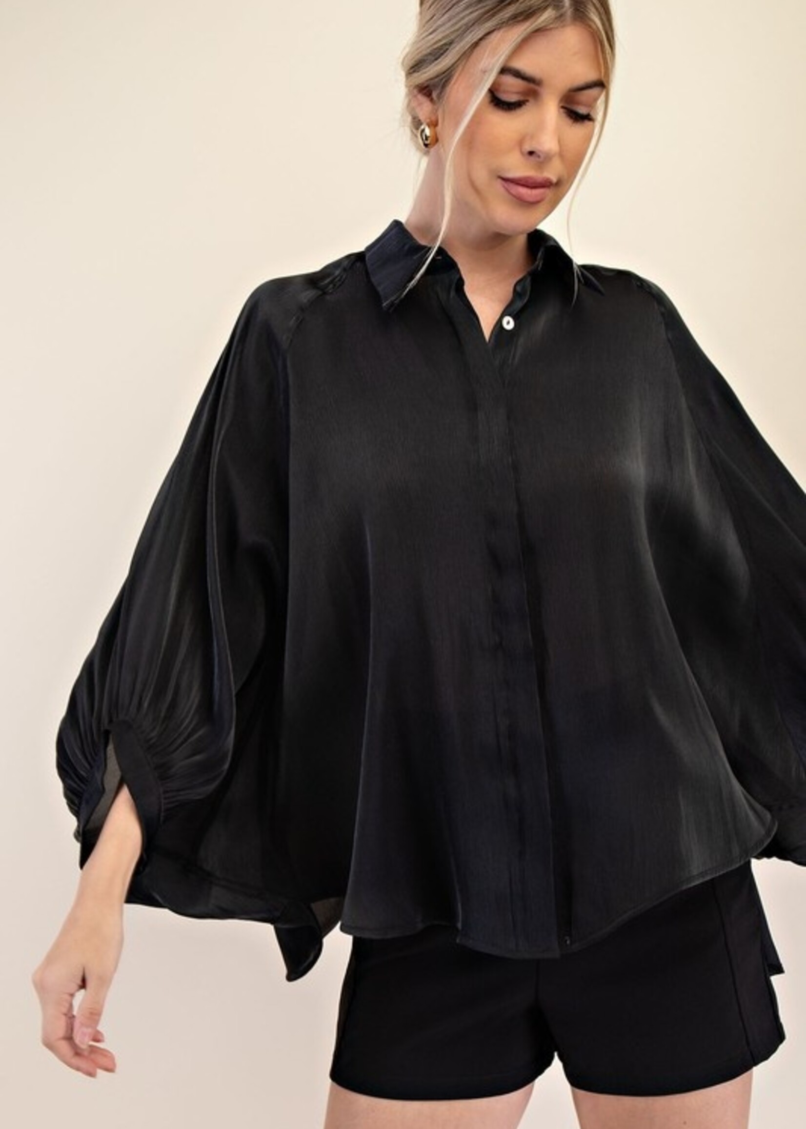 Wide sleeve blouse
