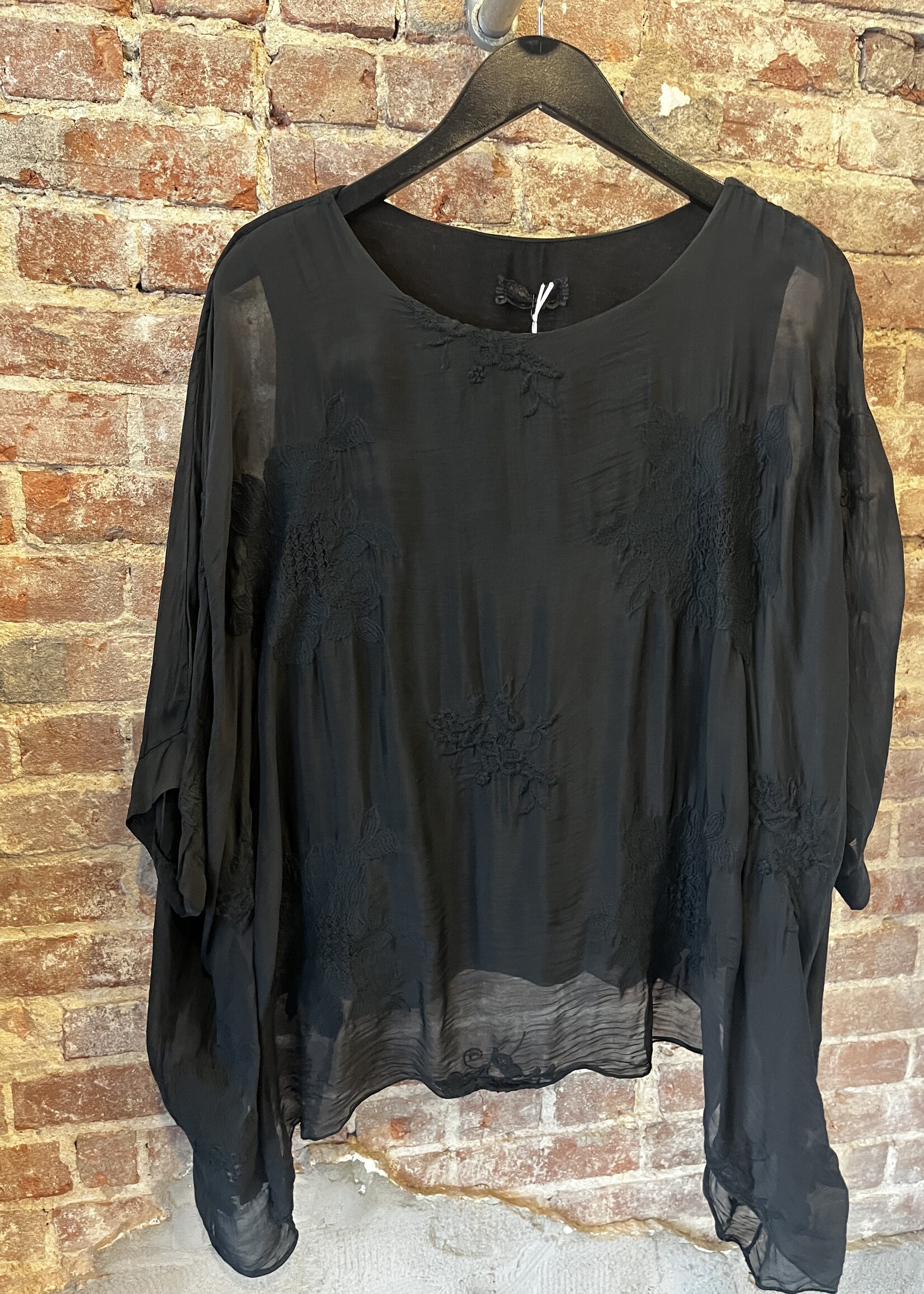 Silk embroidered top +2 colors