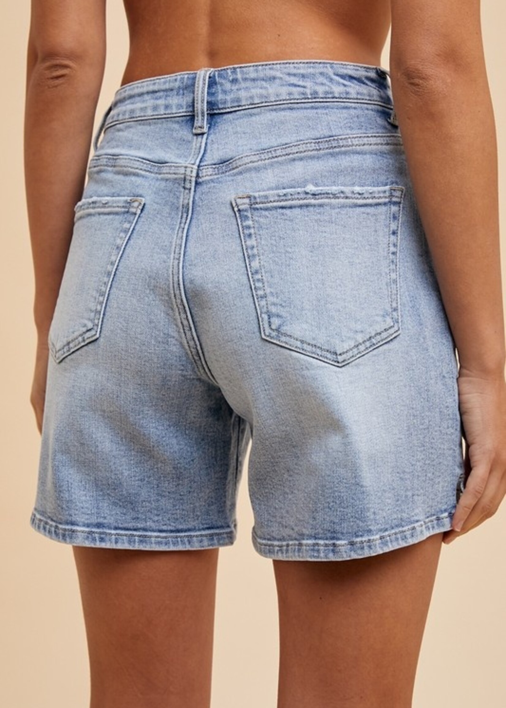 Denim short with rope