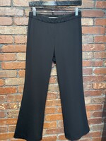 Pullon flare leg