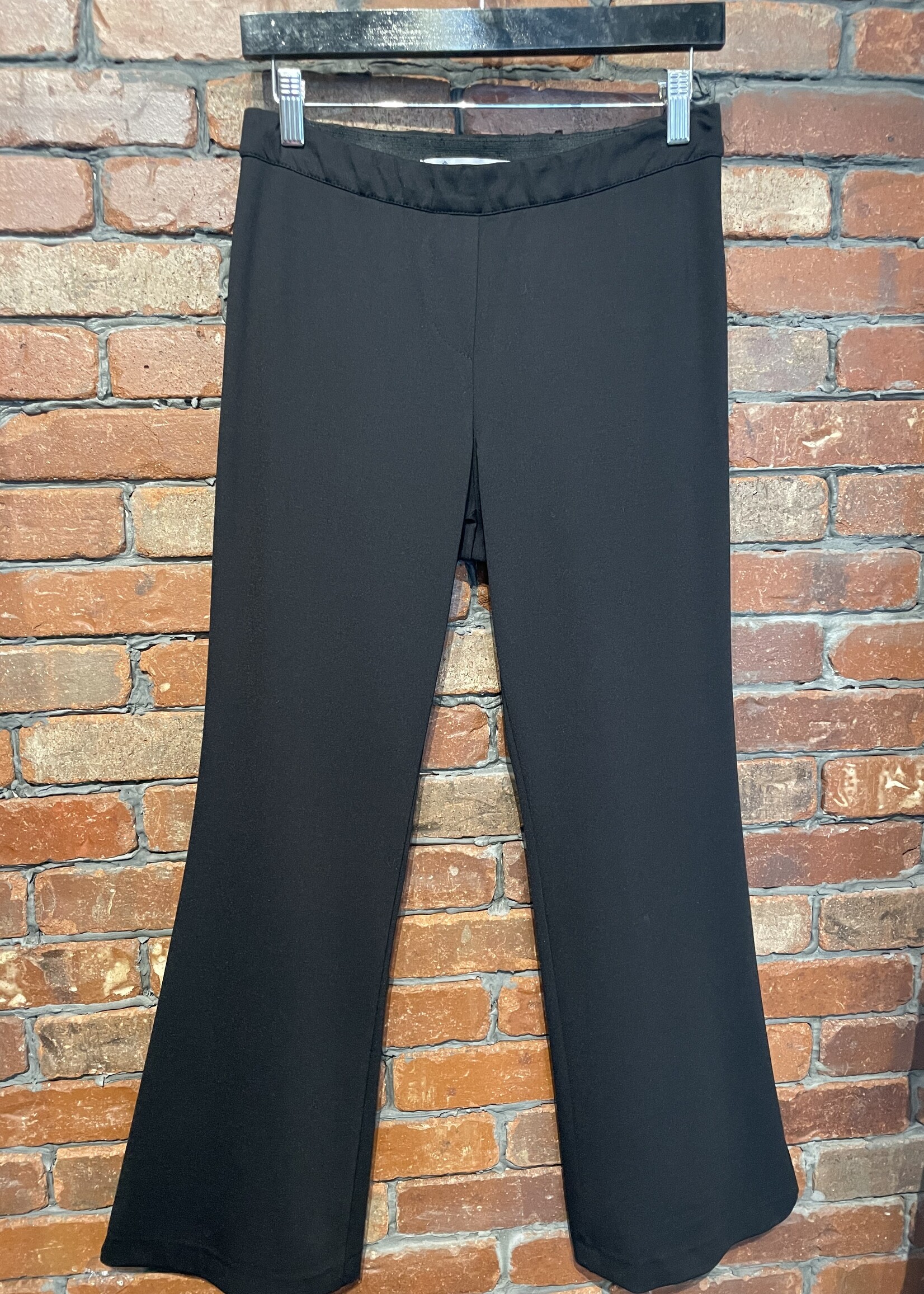 Pullon flare leg