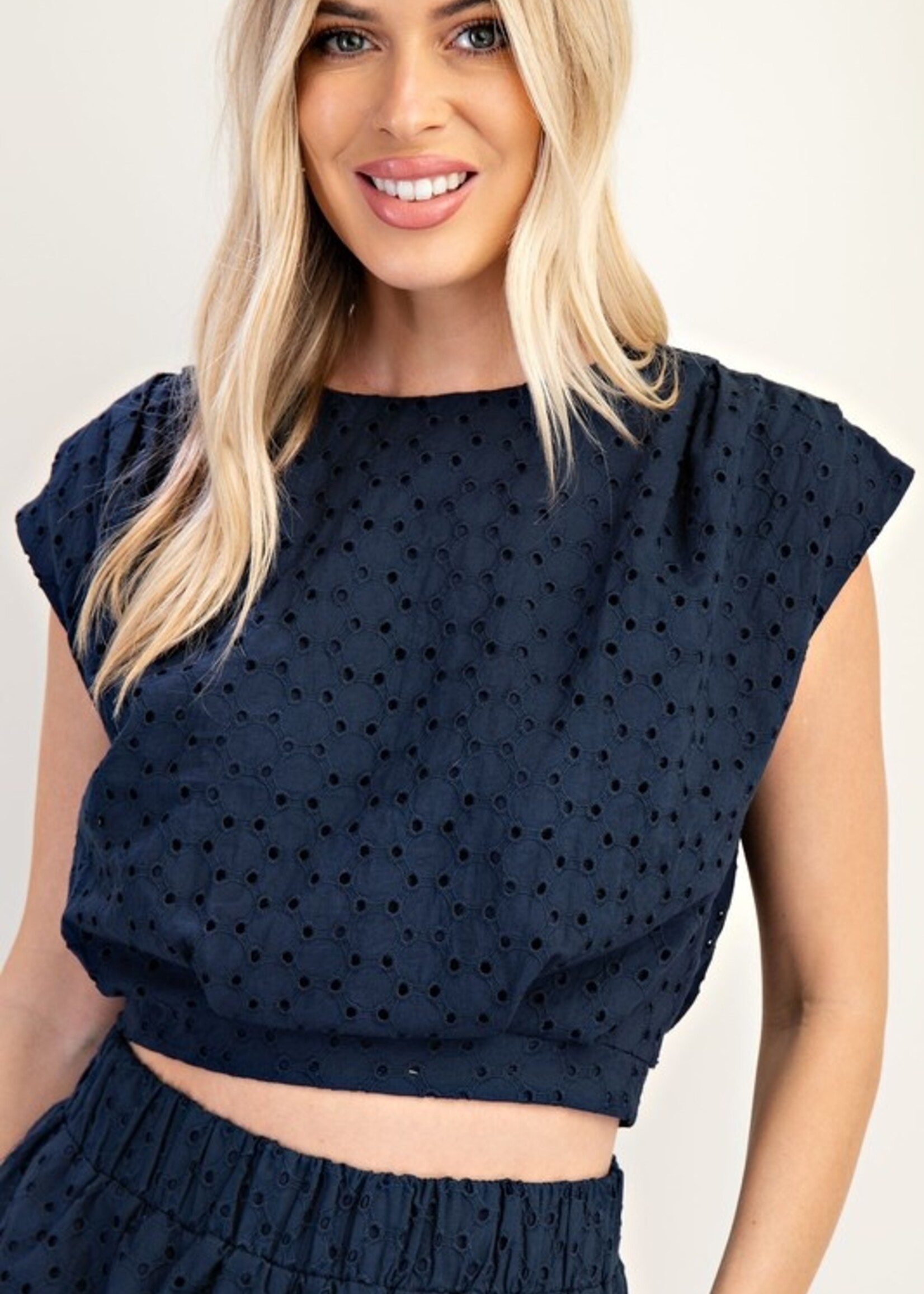 Eyelet top