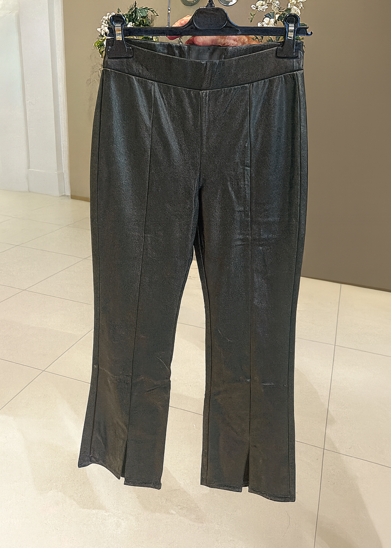 Faux leather slit pant