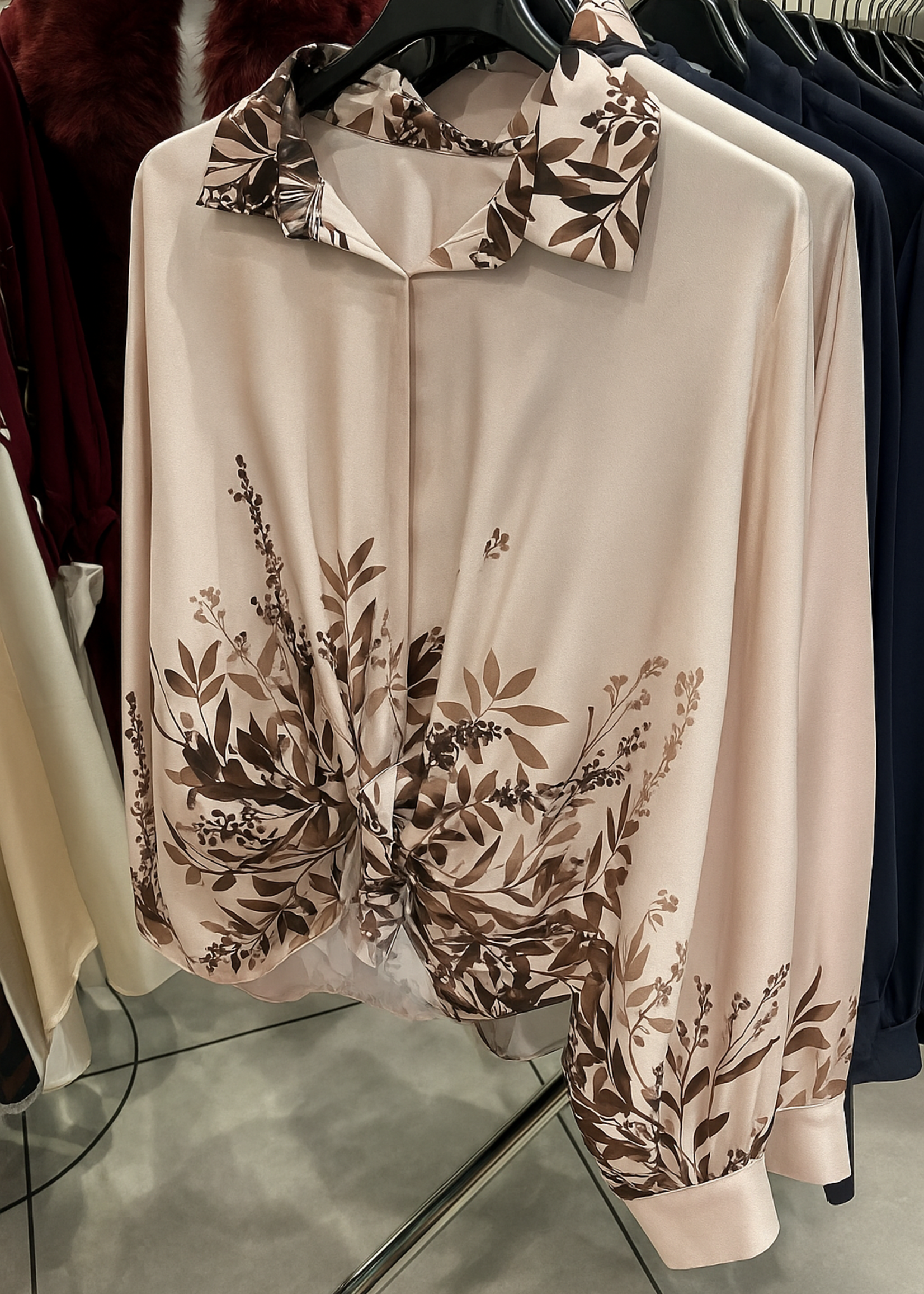 Print tie front blouse +2 colors