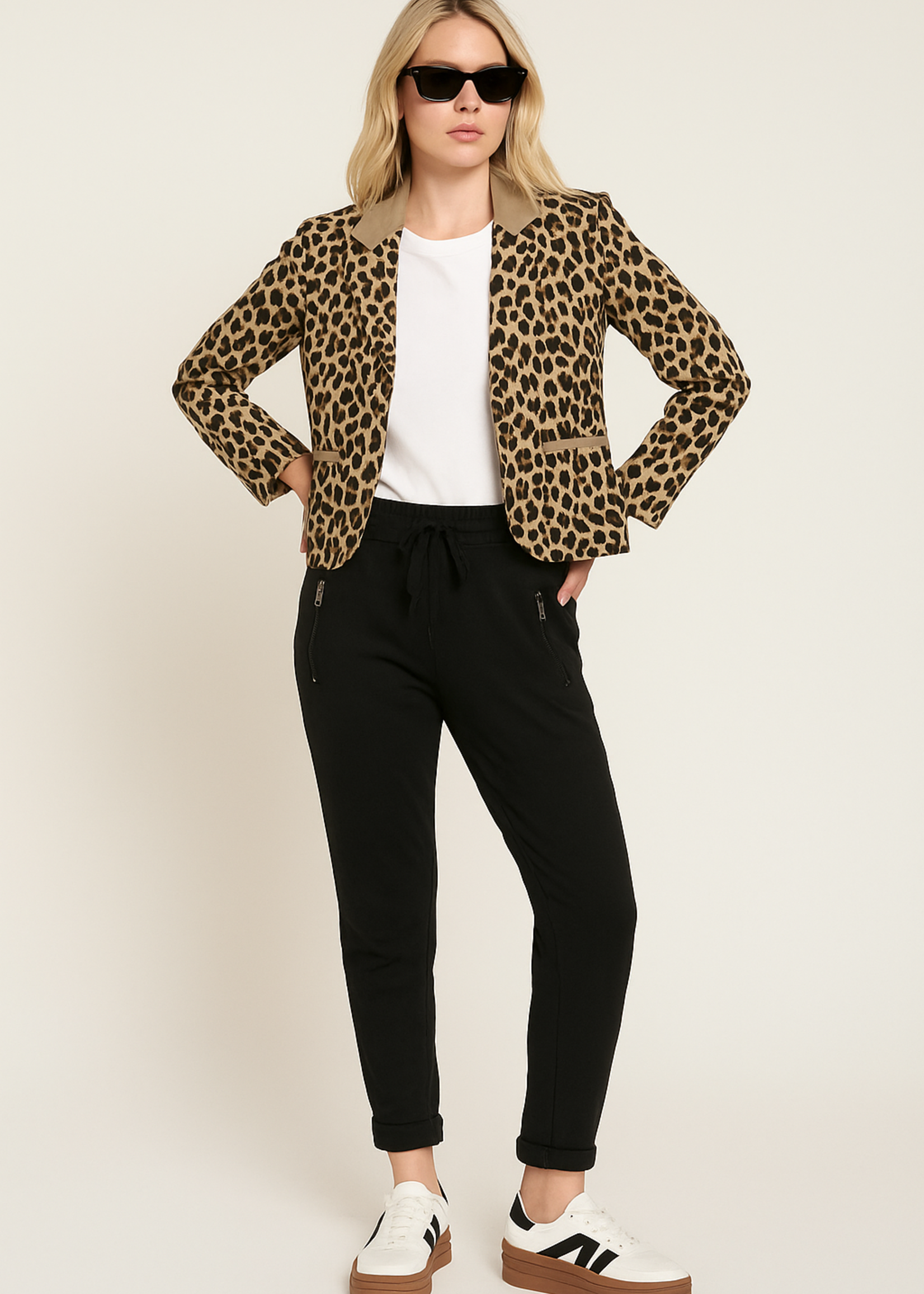 Leopard blazer