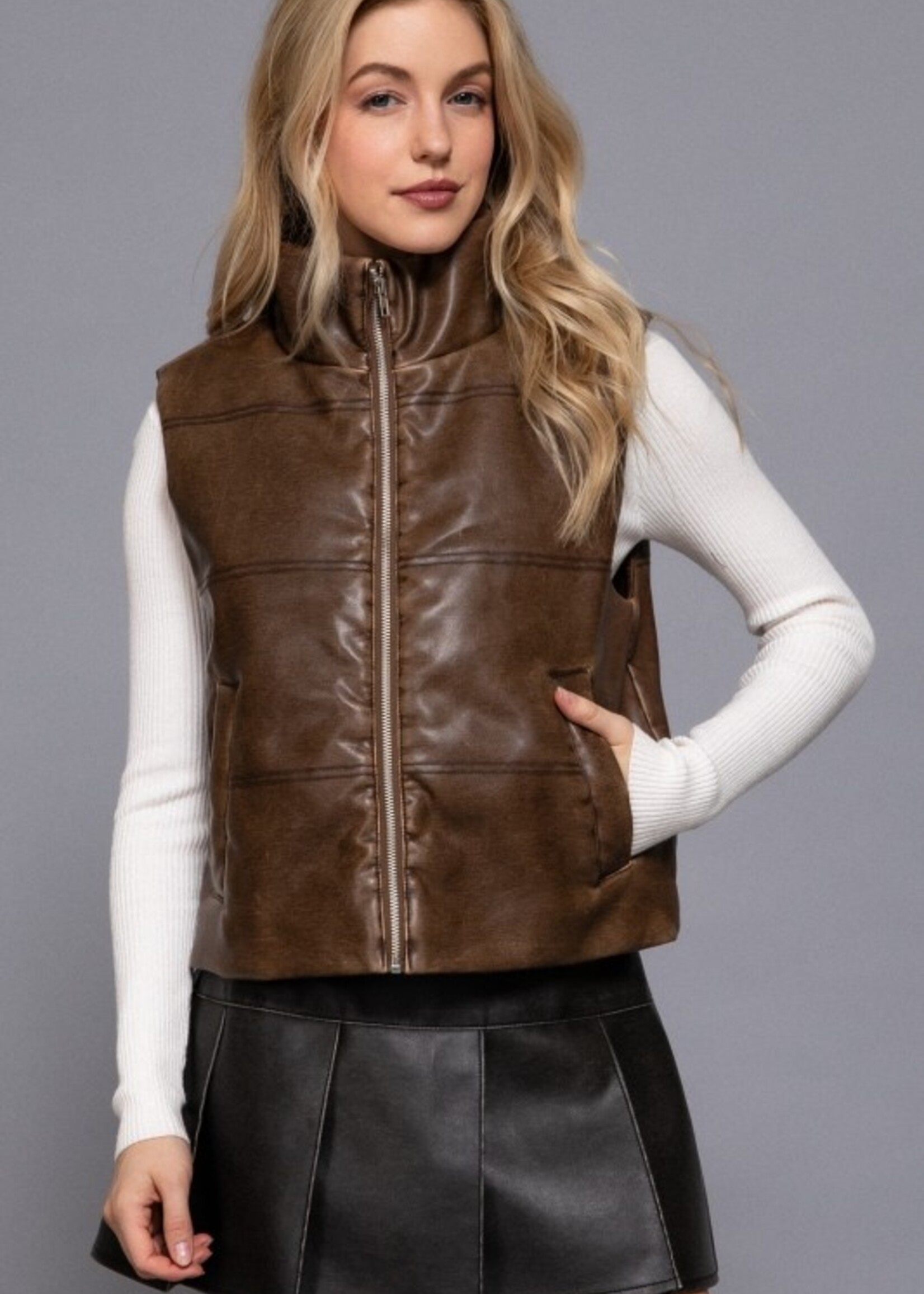 Washed leather vest +2 colors