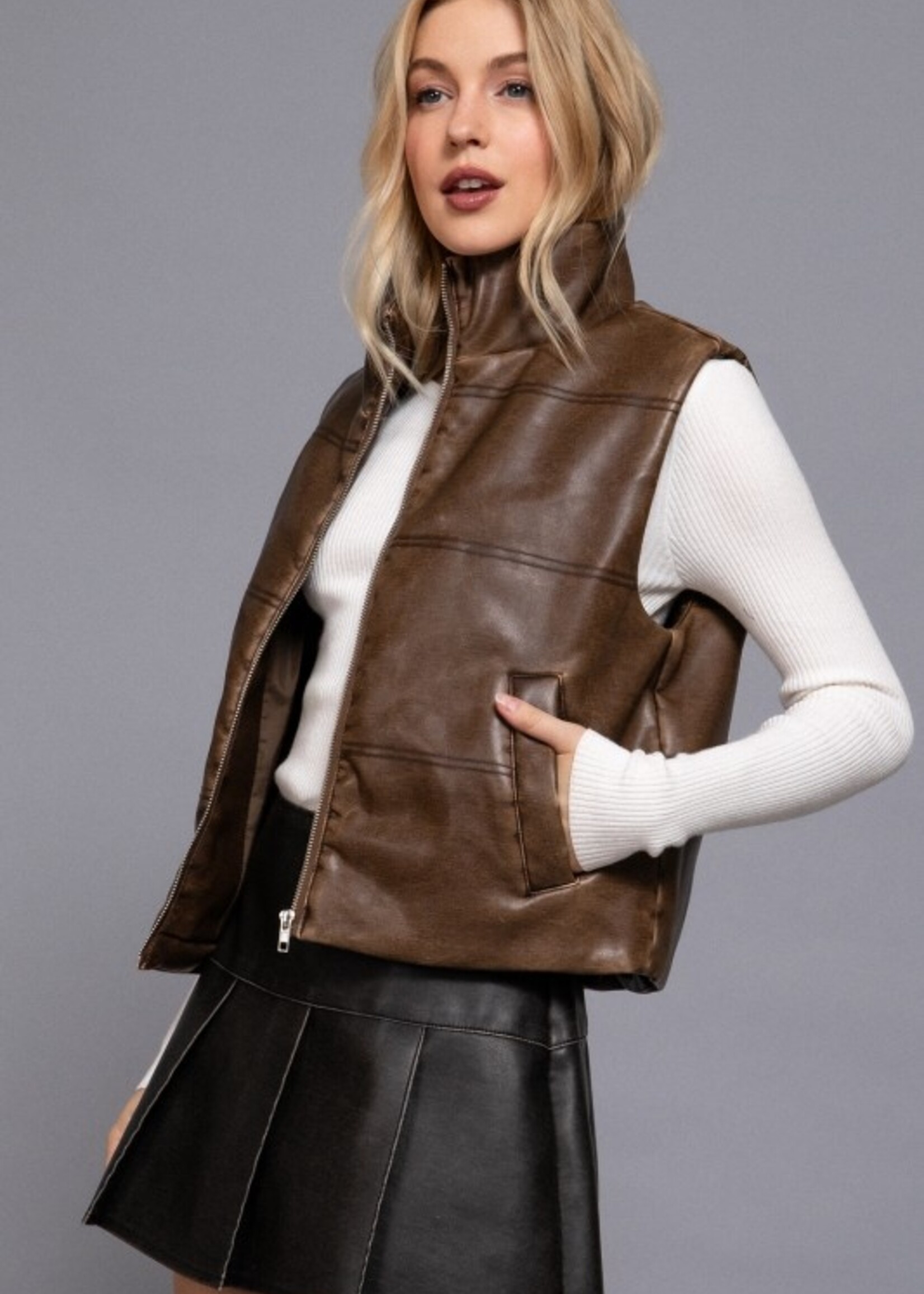 Washed leather vest +2 colors