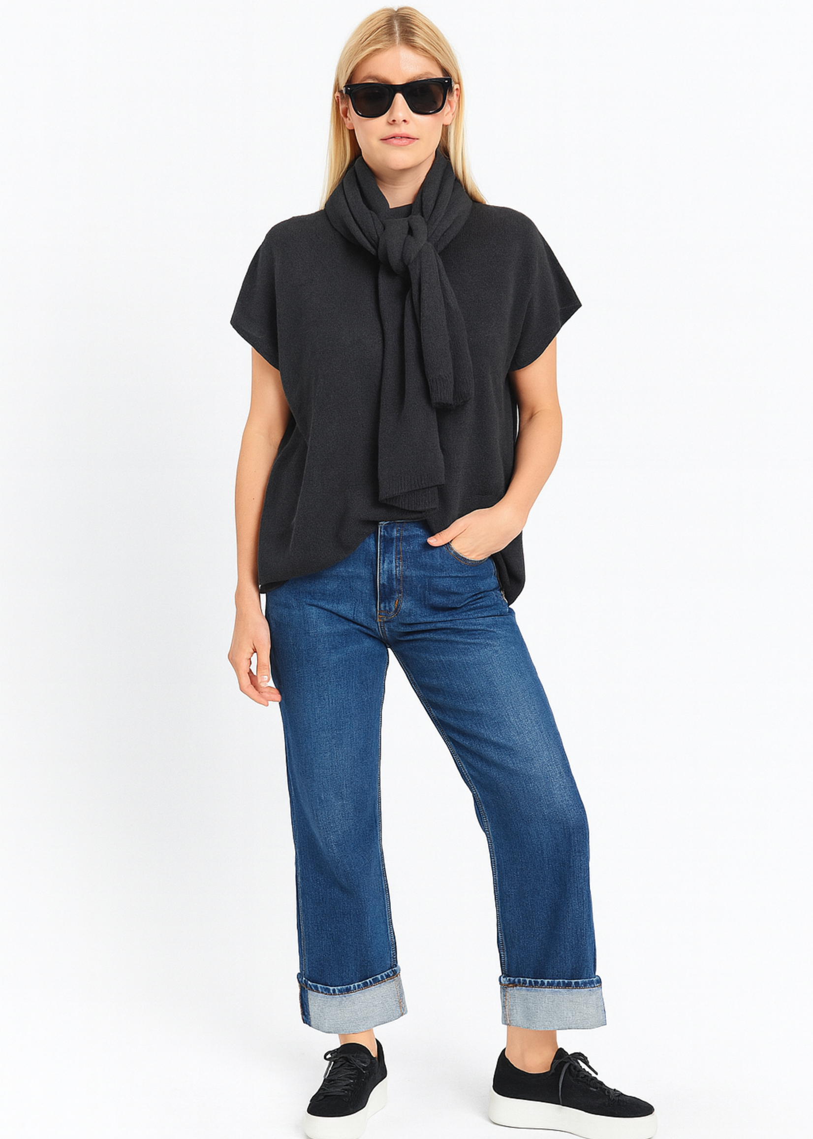 Sweater with scarf +3 colors