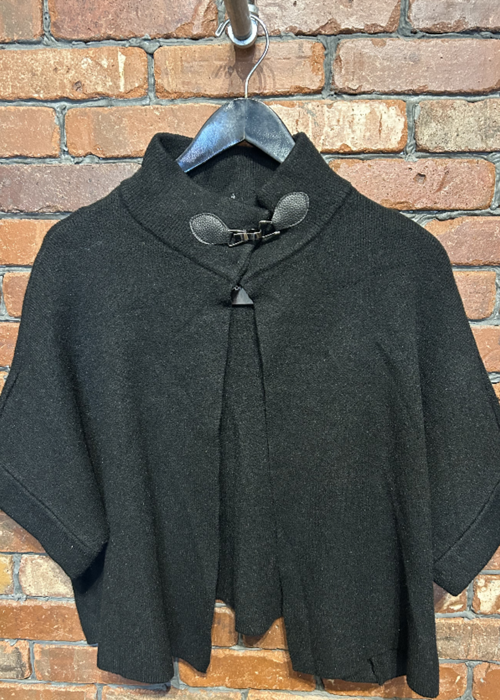 Leather toggle poncho +2 colors