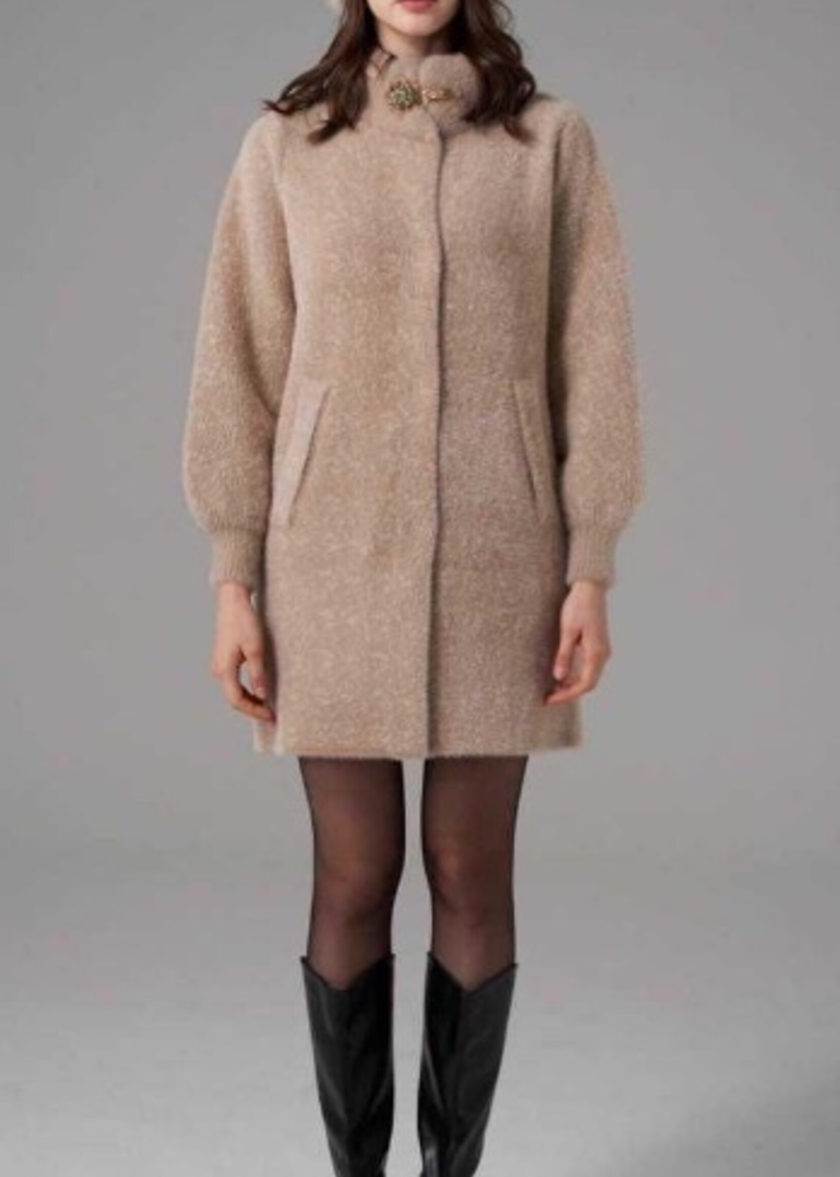 Speckled brooch coat +2 colors