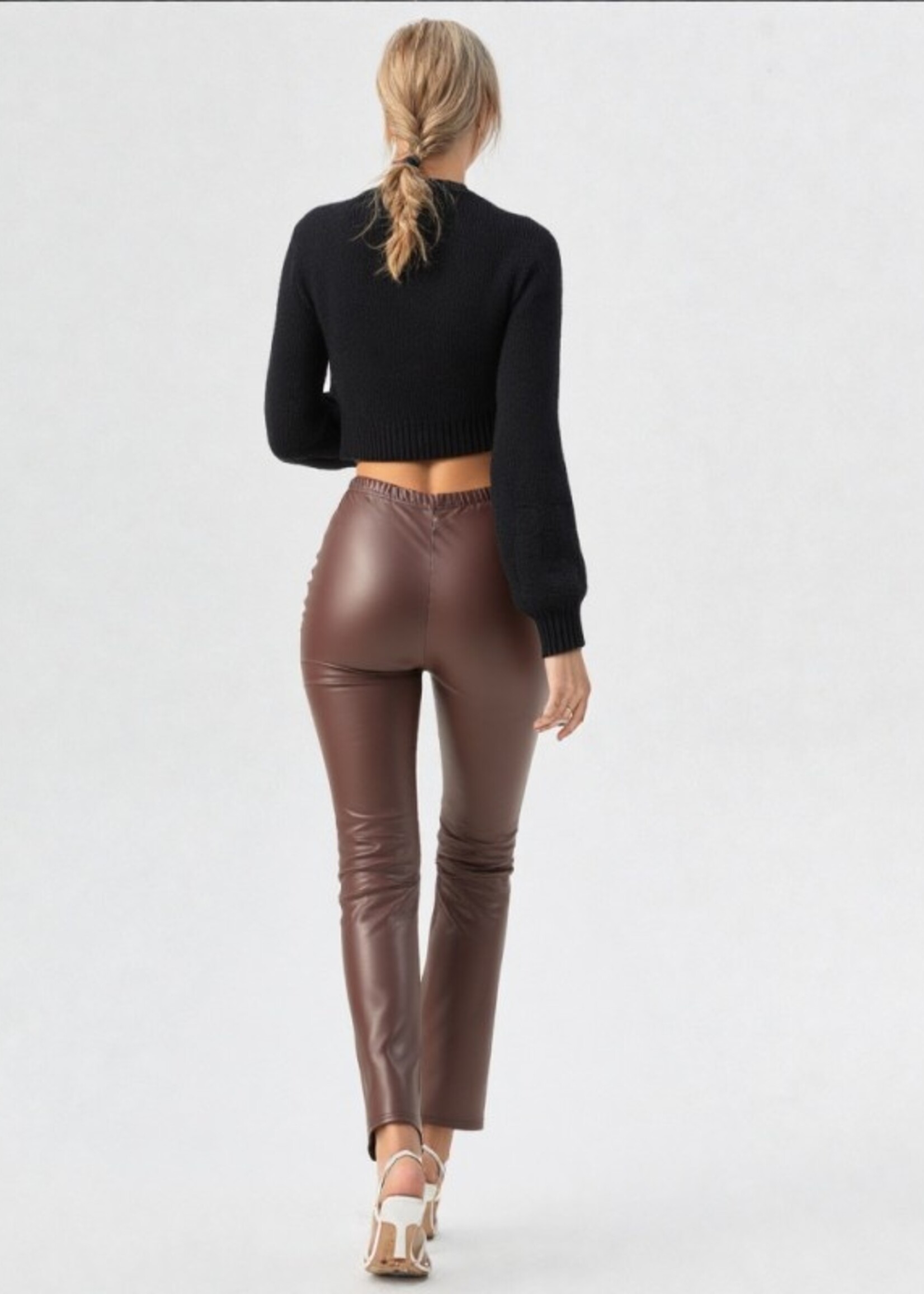 Leather pant with slit +2 colors