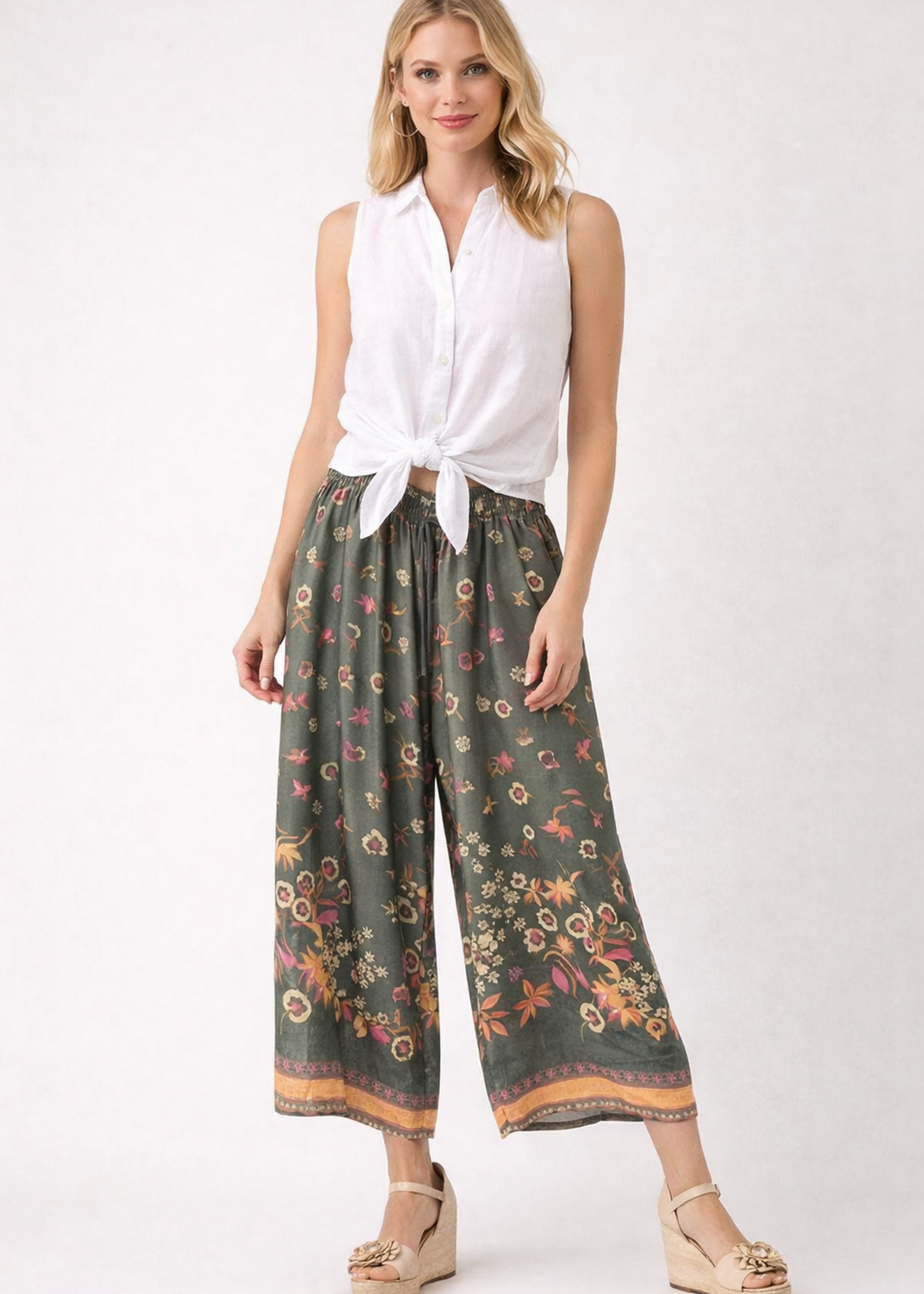 Crop floral palazzo