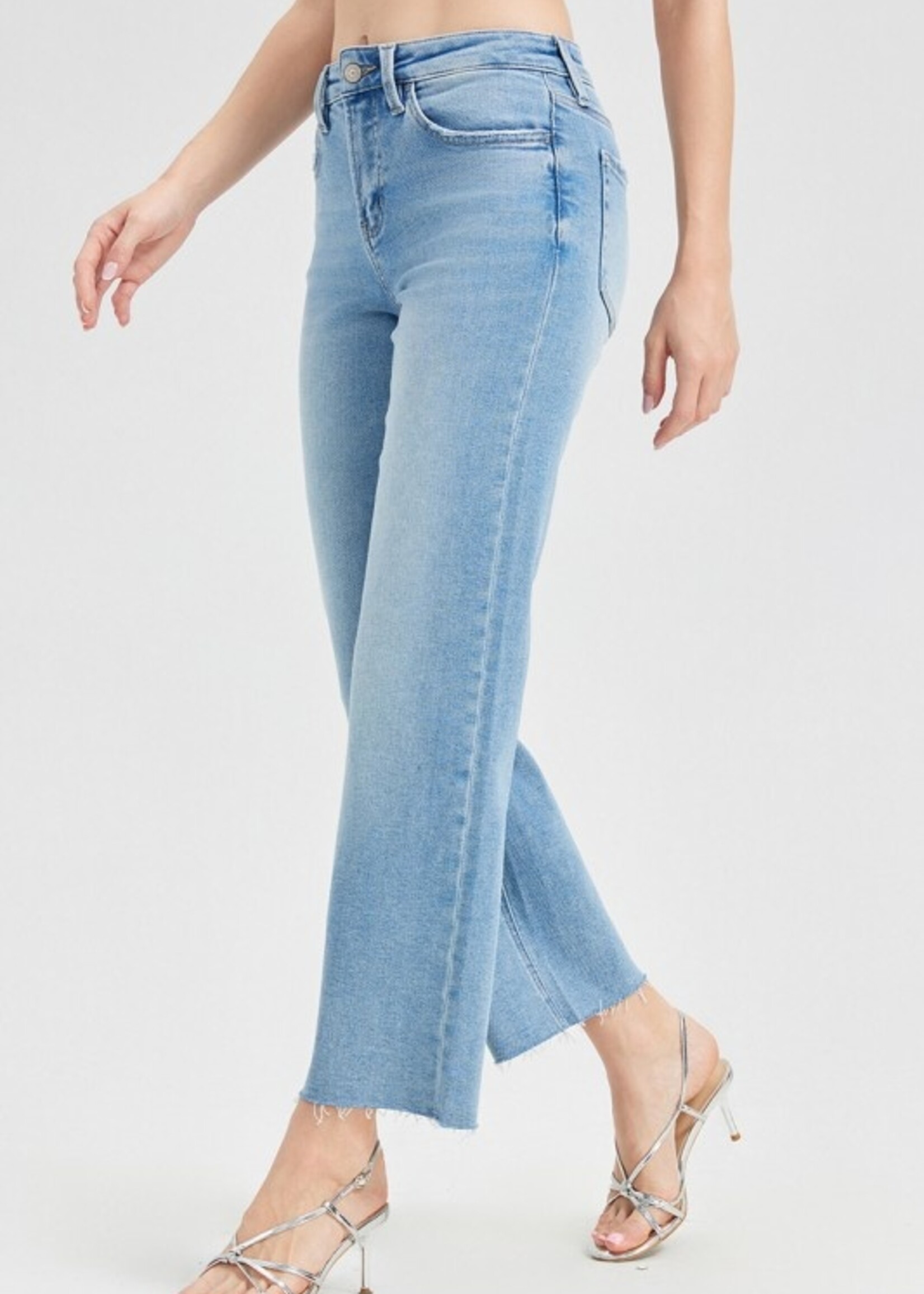 Scissor hem jean
