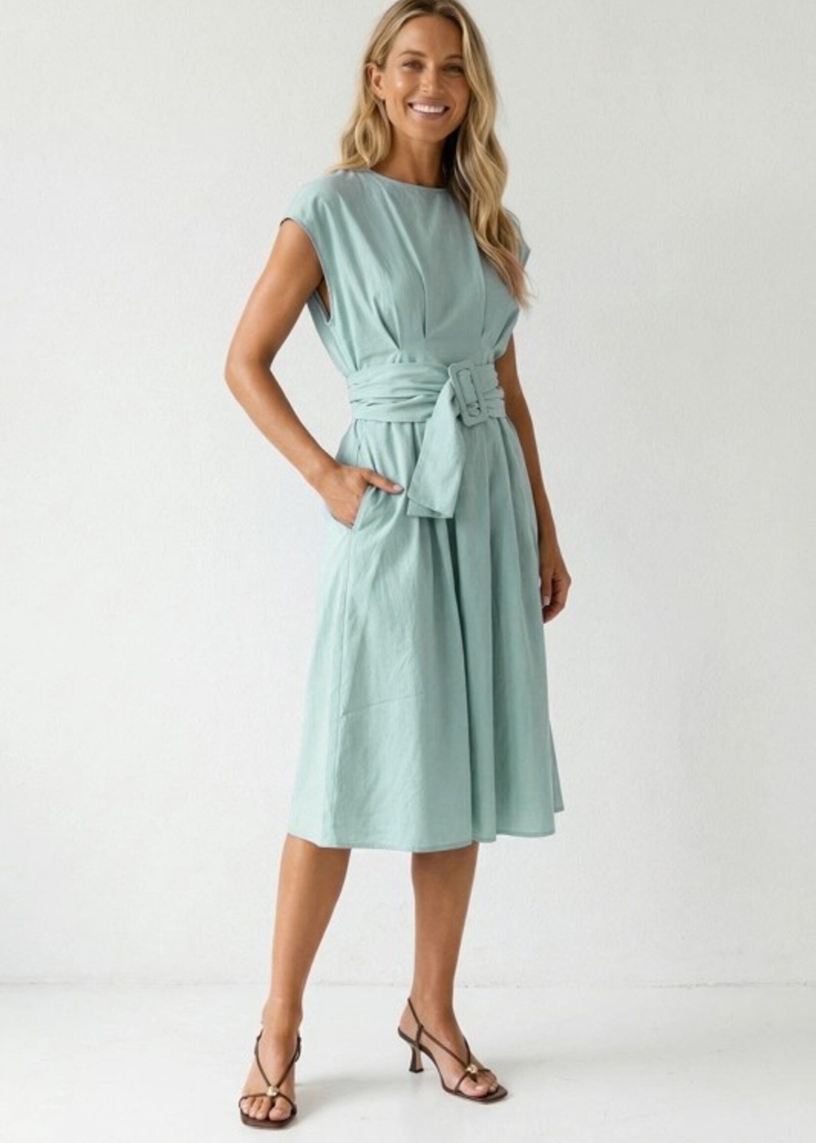 Buckle front midi dress