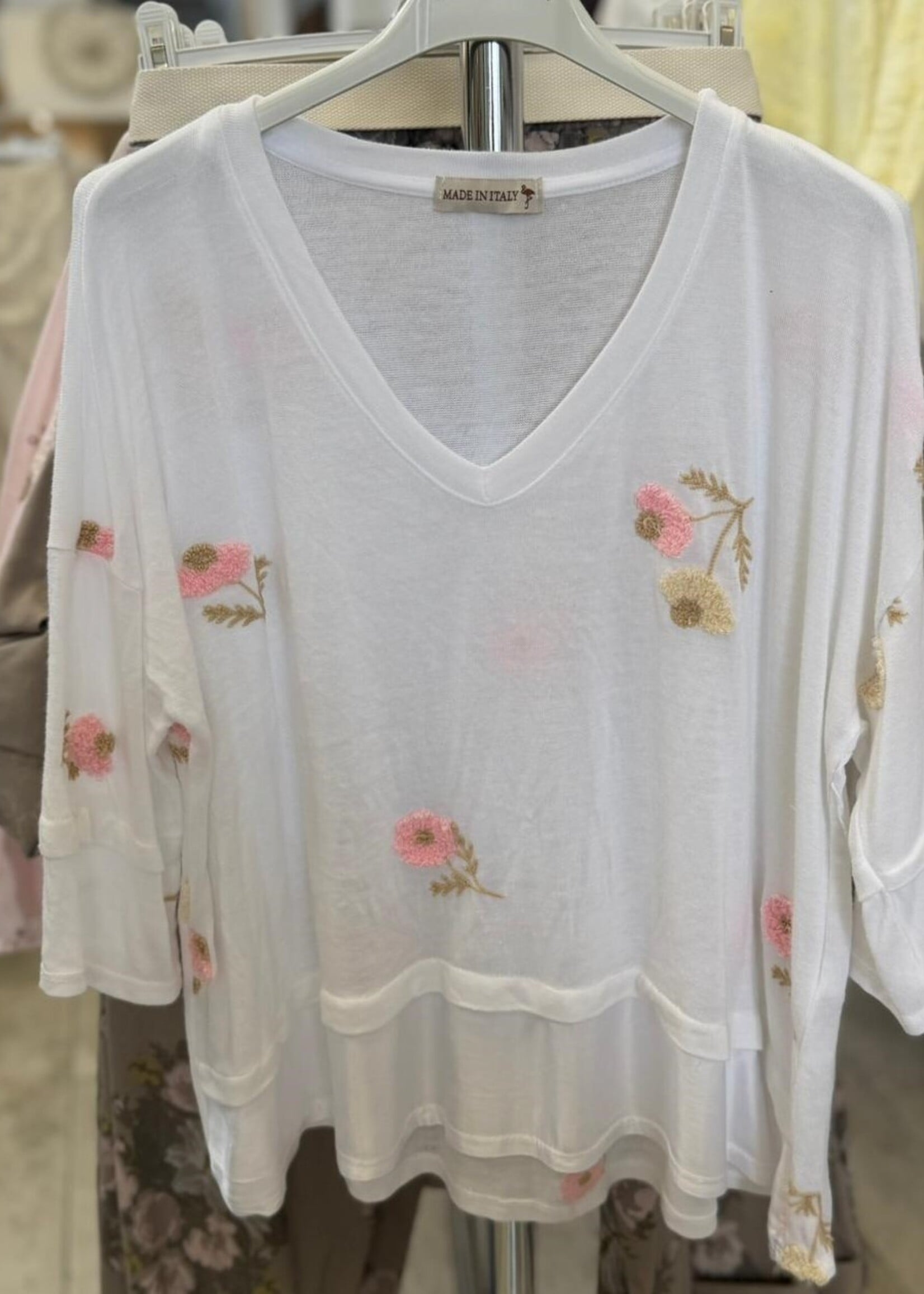 Floral embroidered tee +2 colors