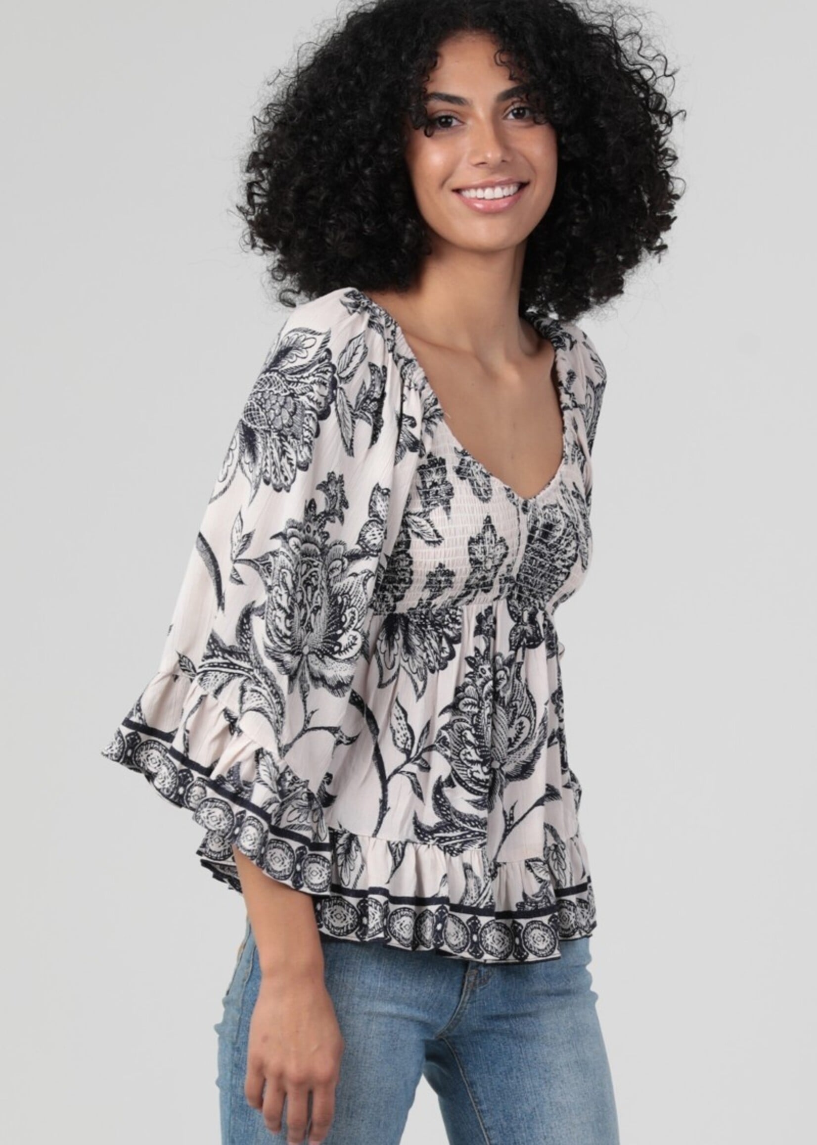 Print flare sleeve top