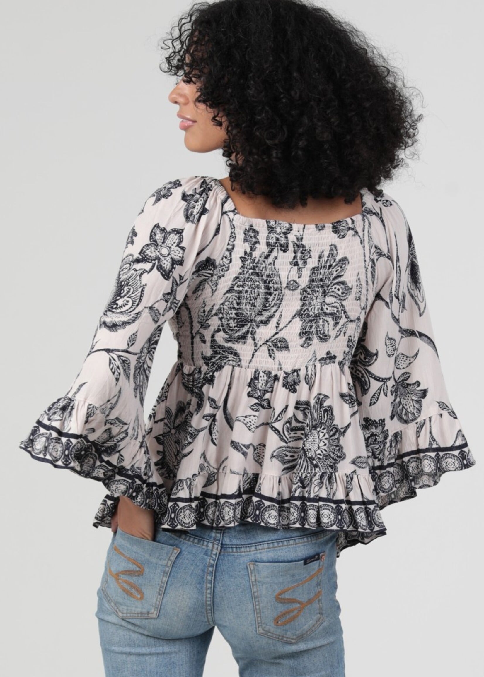 Print flare sleeve top