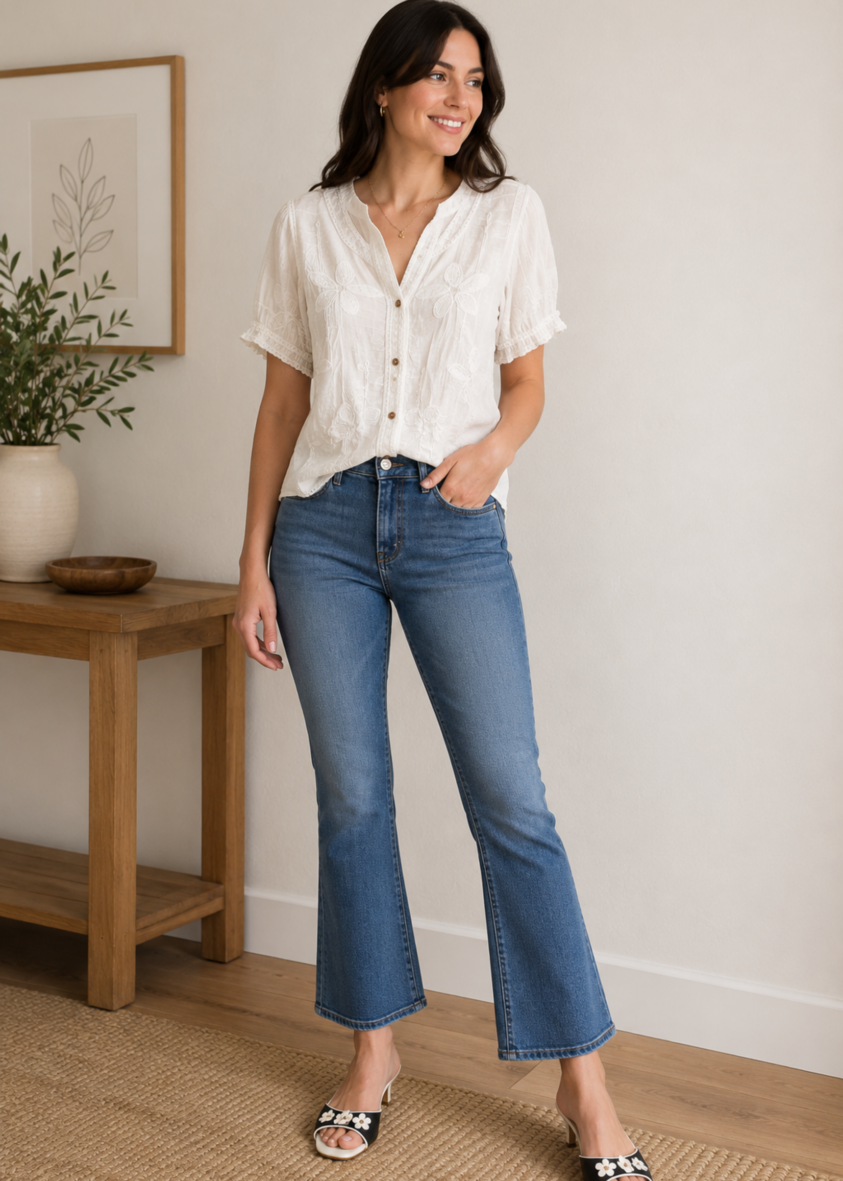 Tonal embroidered top +2 colors