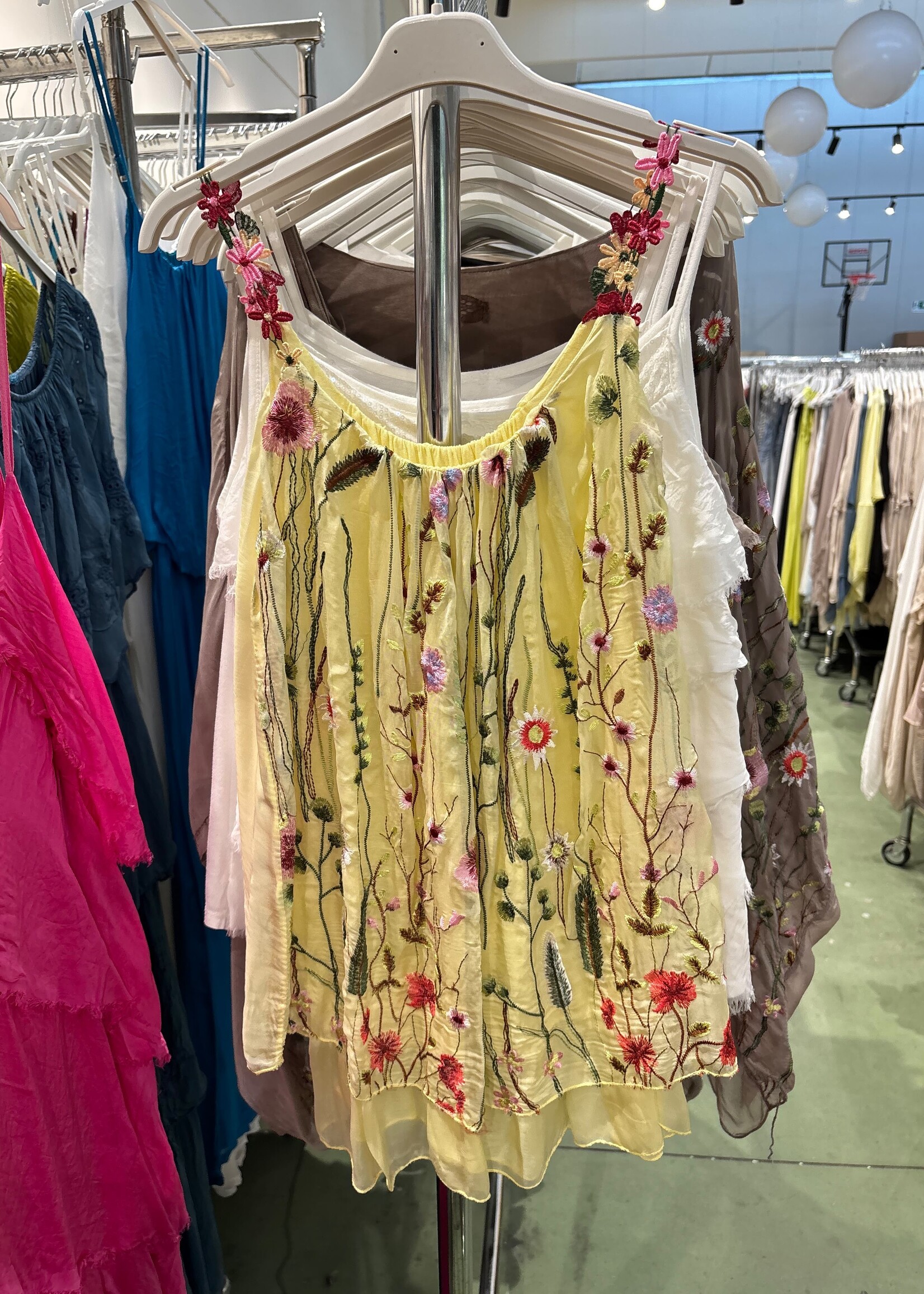 Flower strap silk tank +4 colors