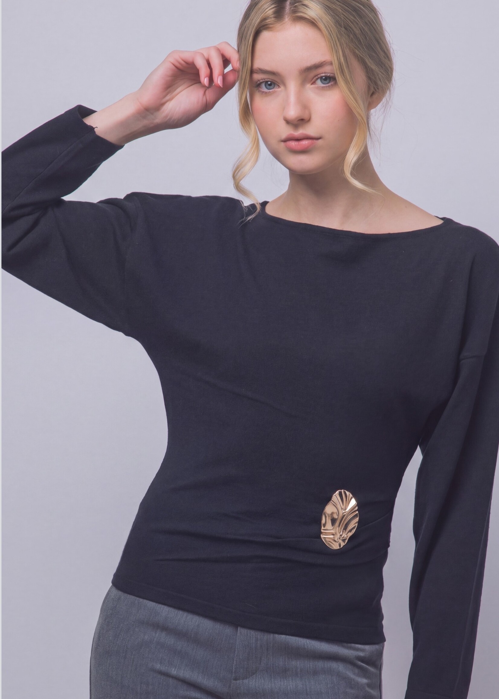 Ruched brooch top +3 colors