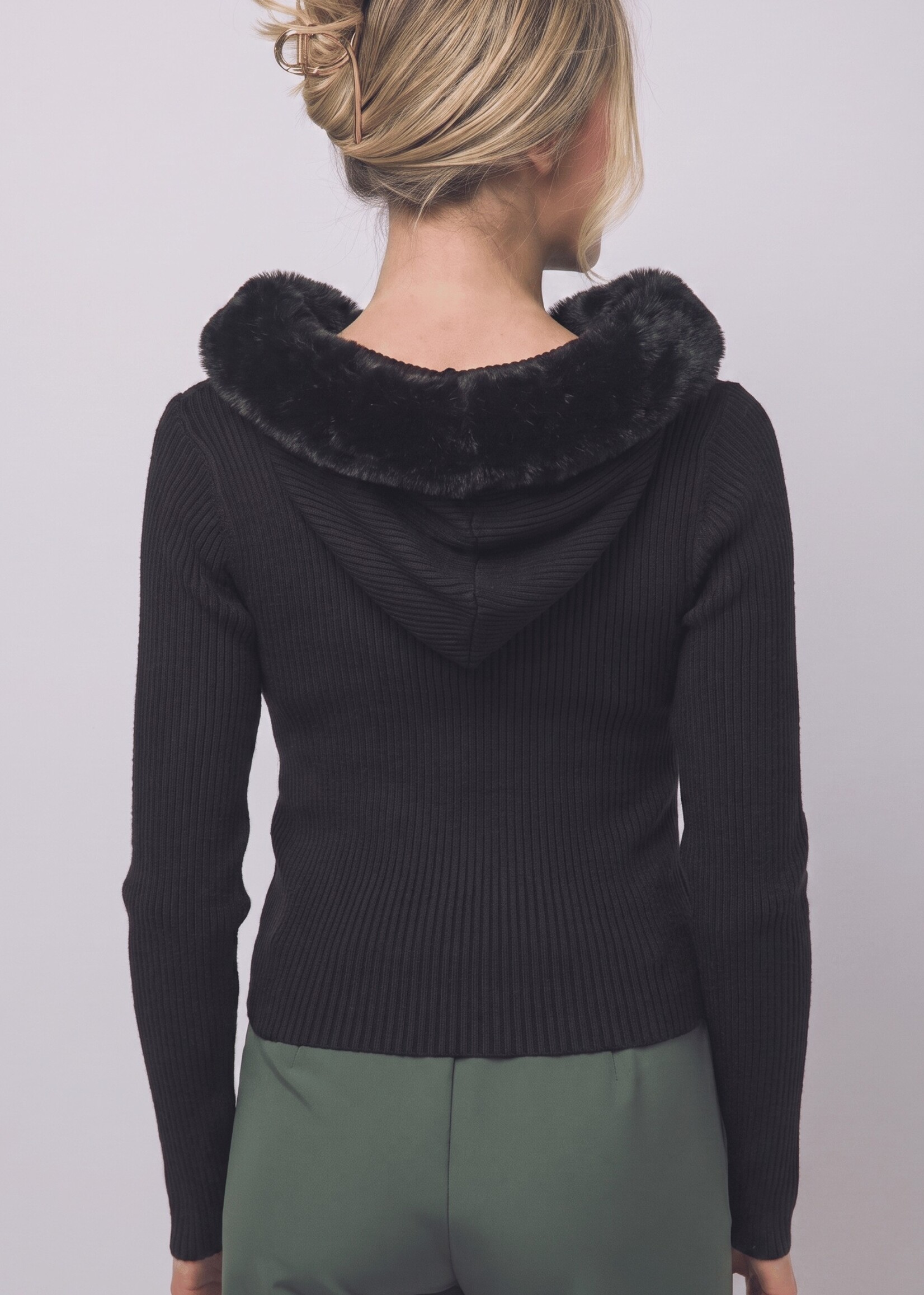 Fur trim zip sweater  +2 colors
