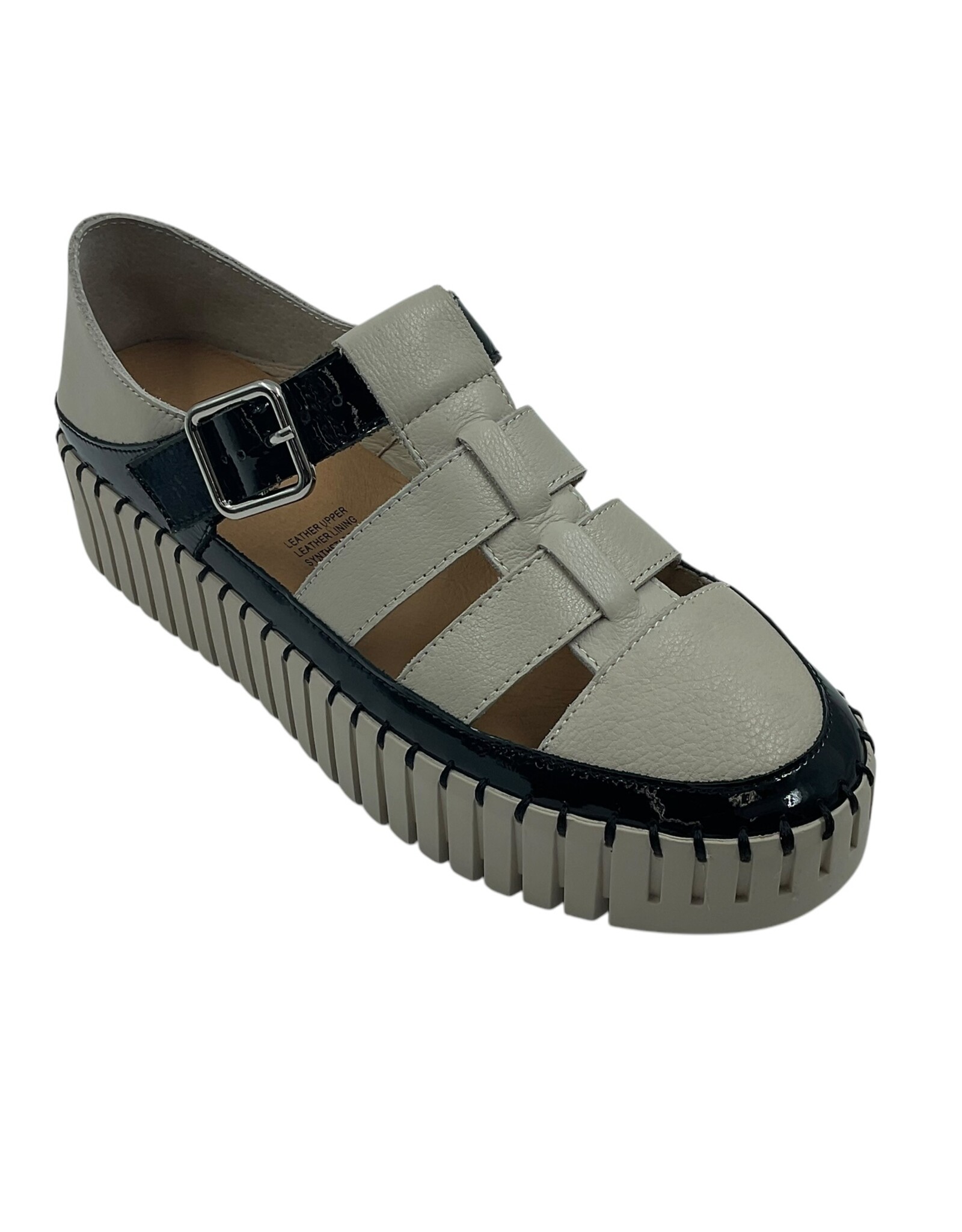 DJANGO ANDJULIETTE BAYTOWM