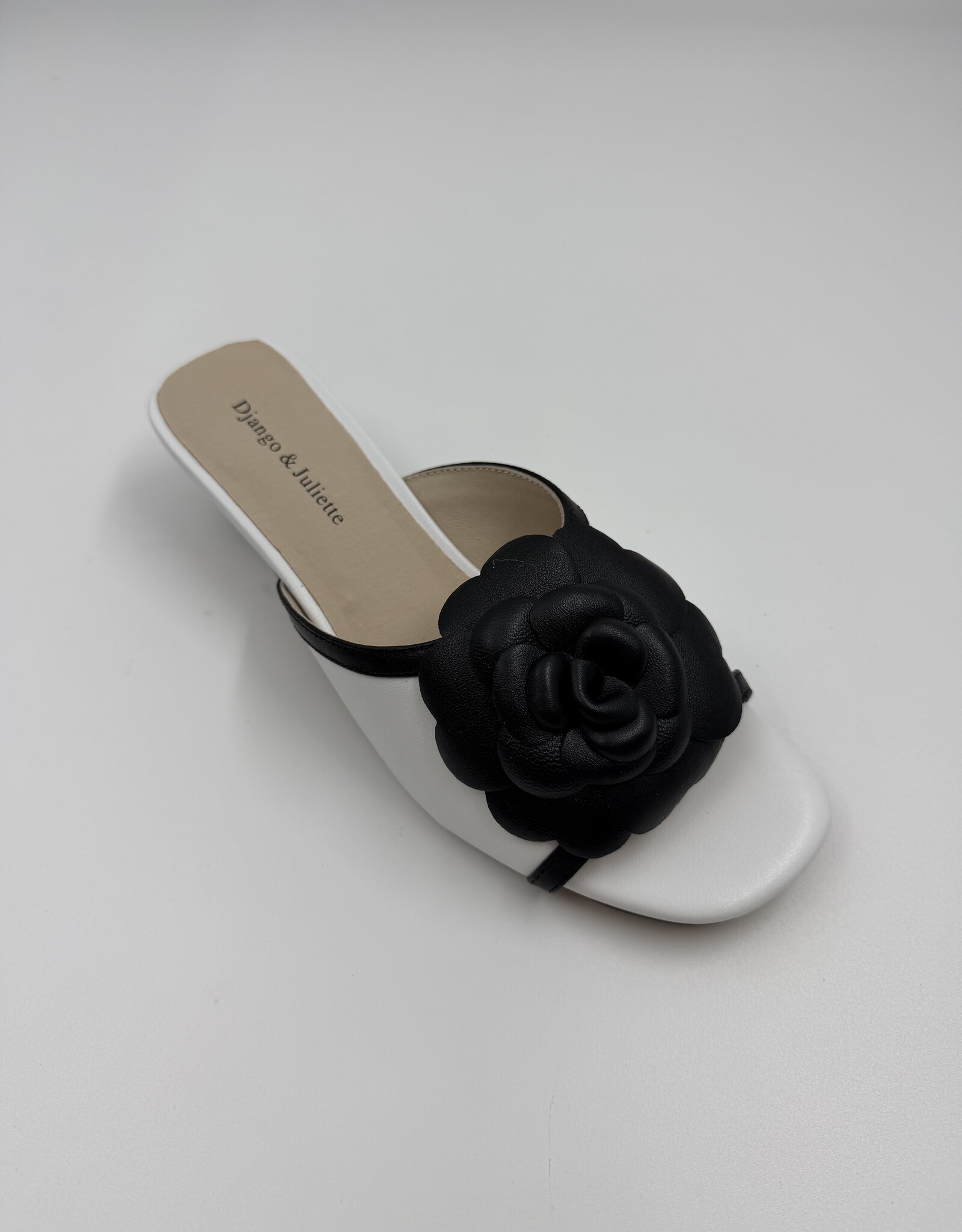 DJANGO ANDJULIETTE KEERIA