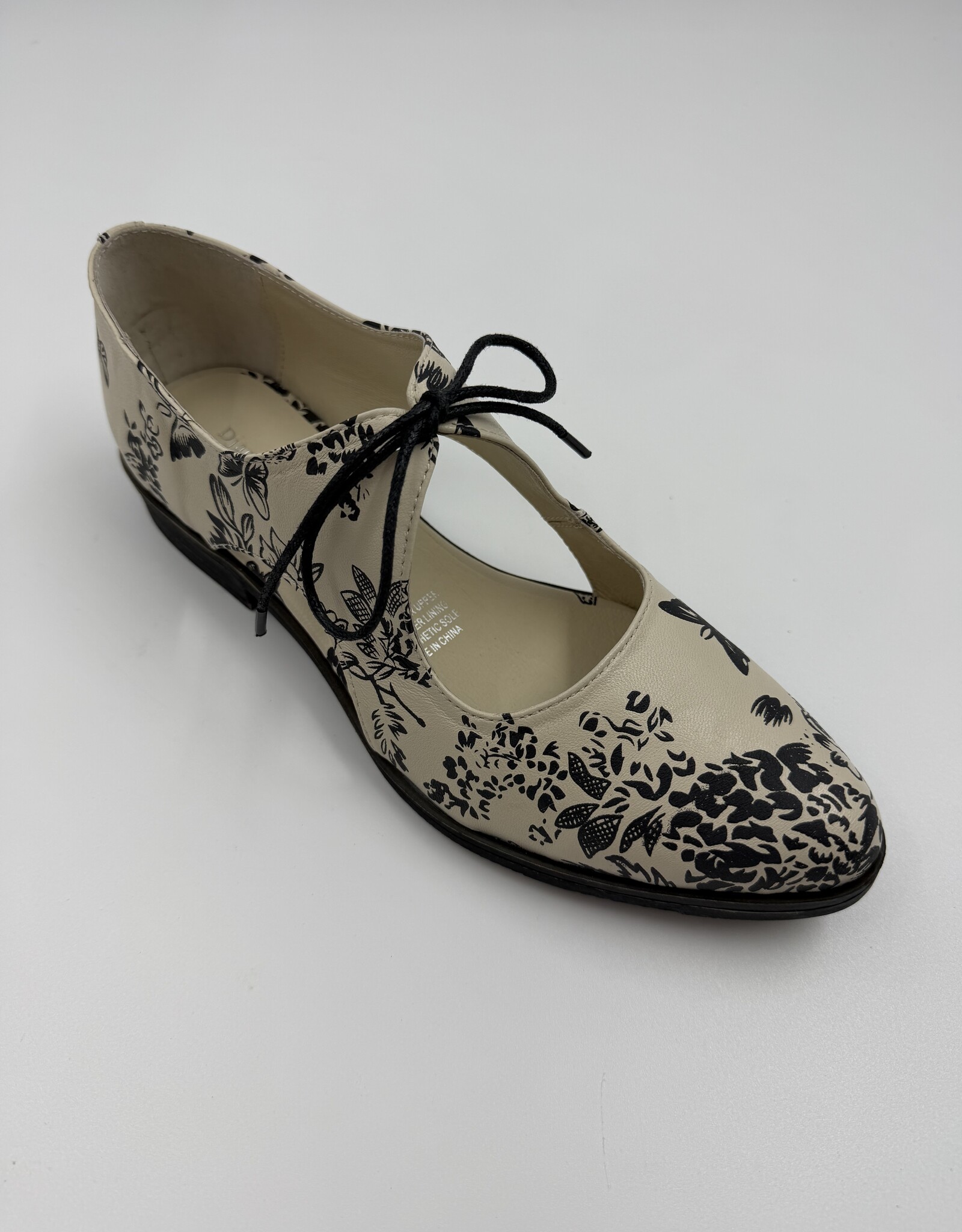 DJANGO ANDJULIETTE KEERIA