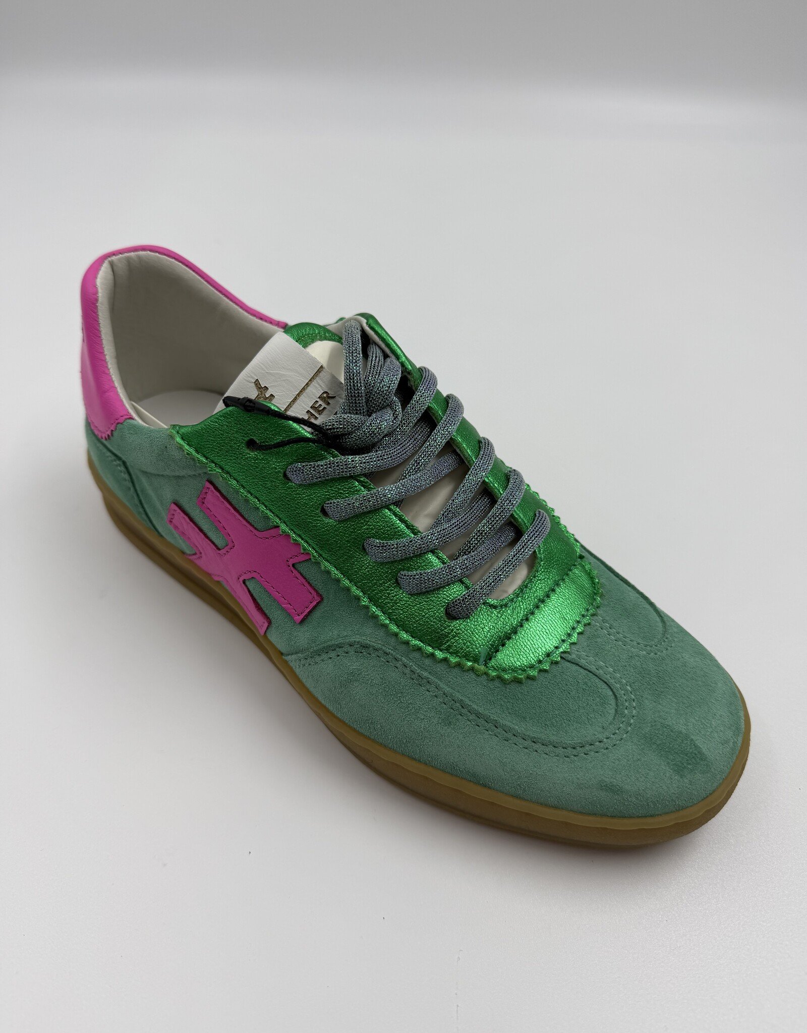 ANOTHER TREND ANOTHER TREND A032