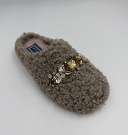 MACARENA ANAIS SLIP ON